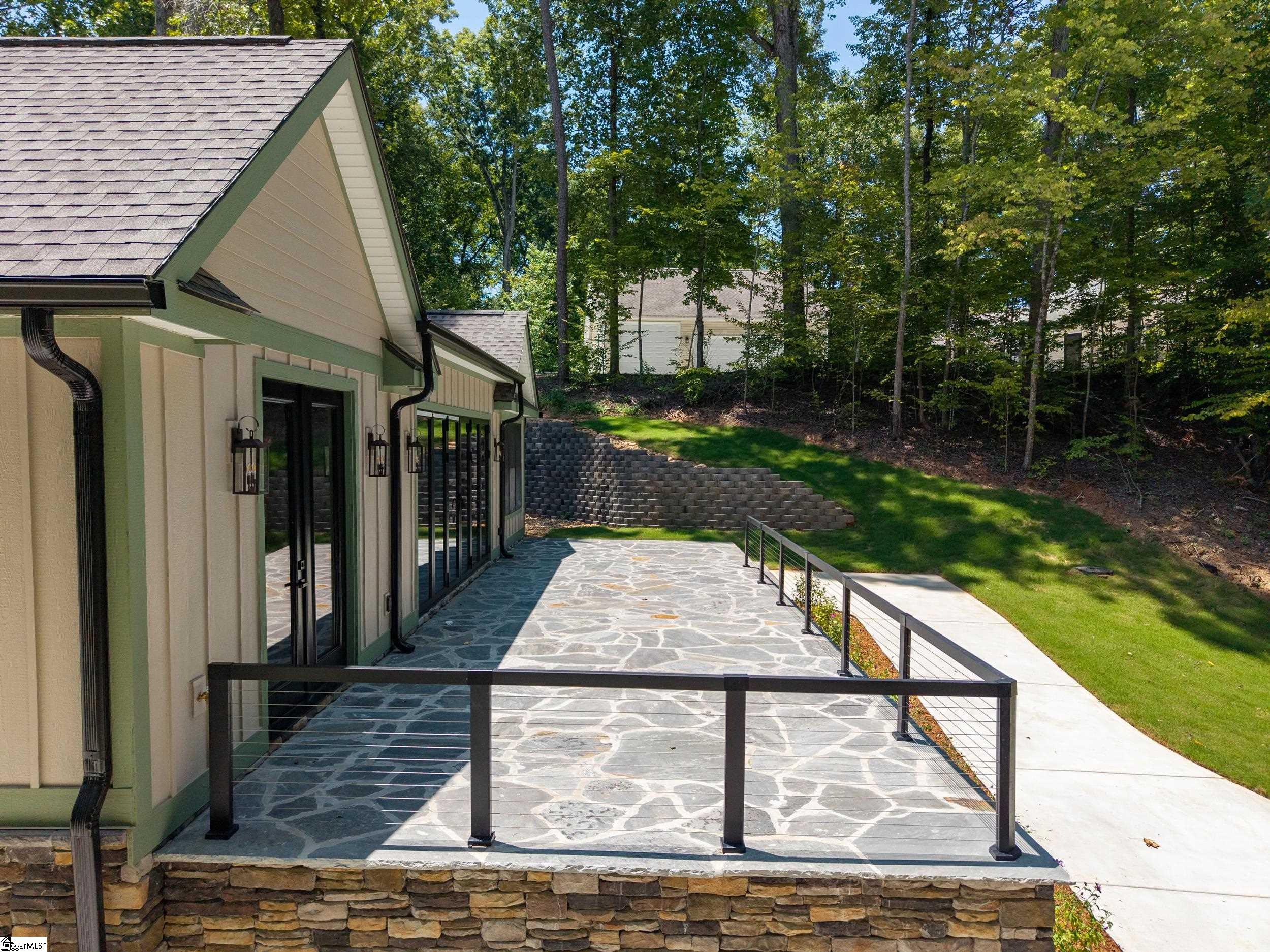 503 Point Road Westminster, SC 29693