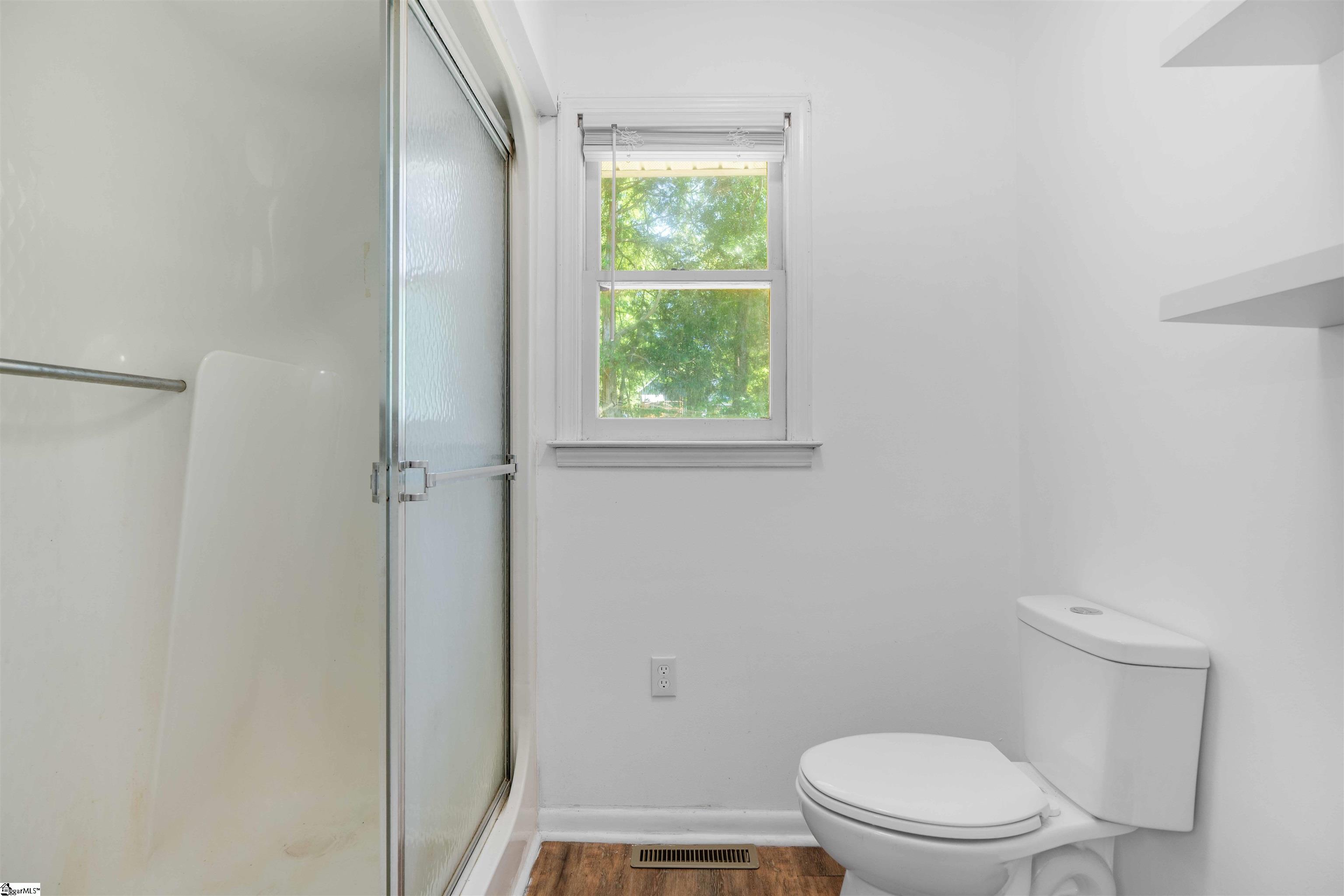 130 Daniel Drive Anderson, SC 29626