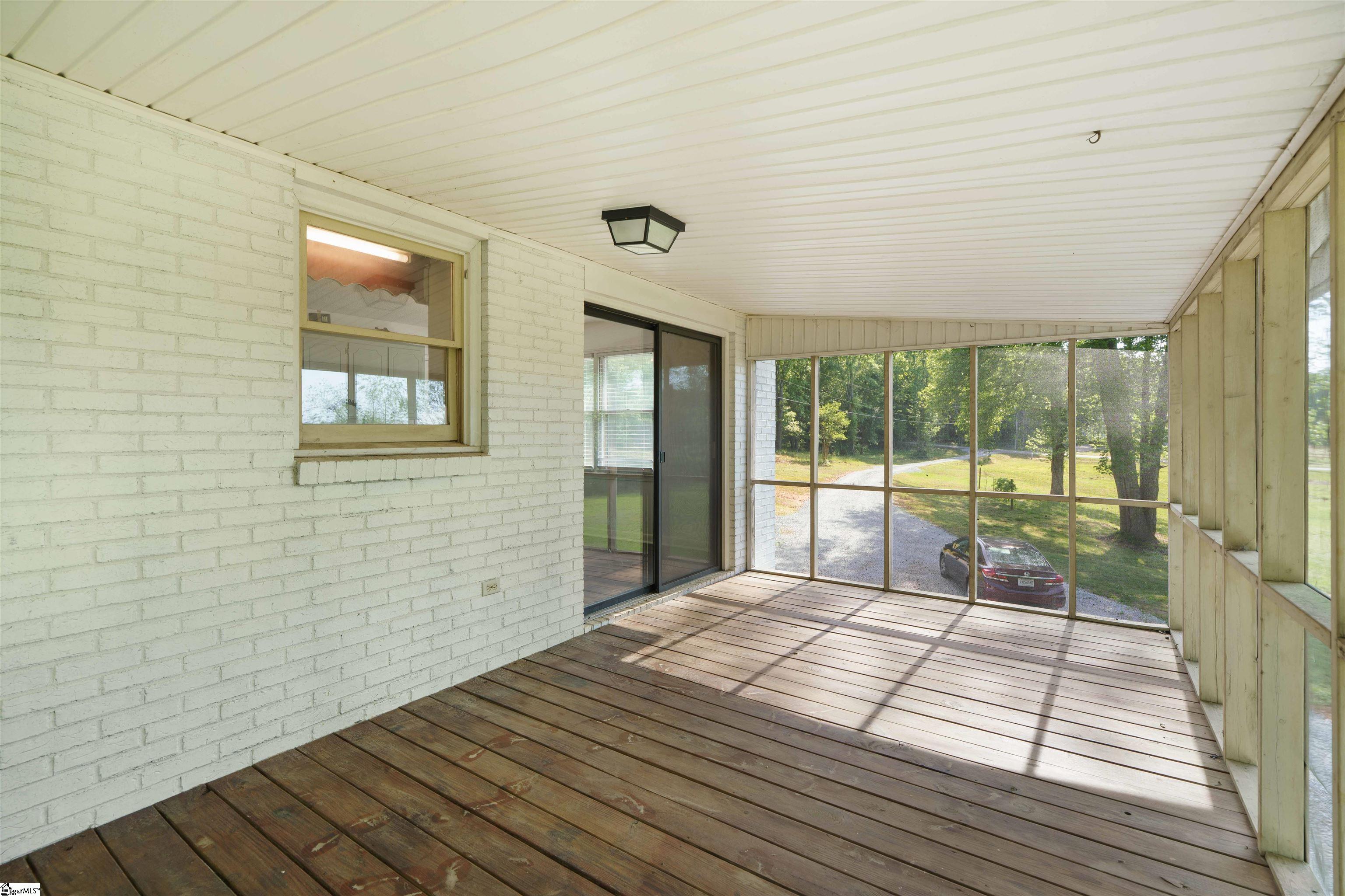 130 Daniel Drive Anderson, SC 29626