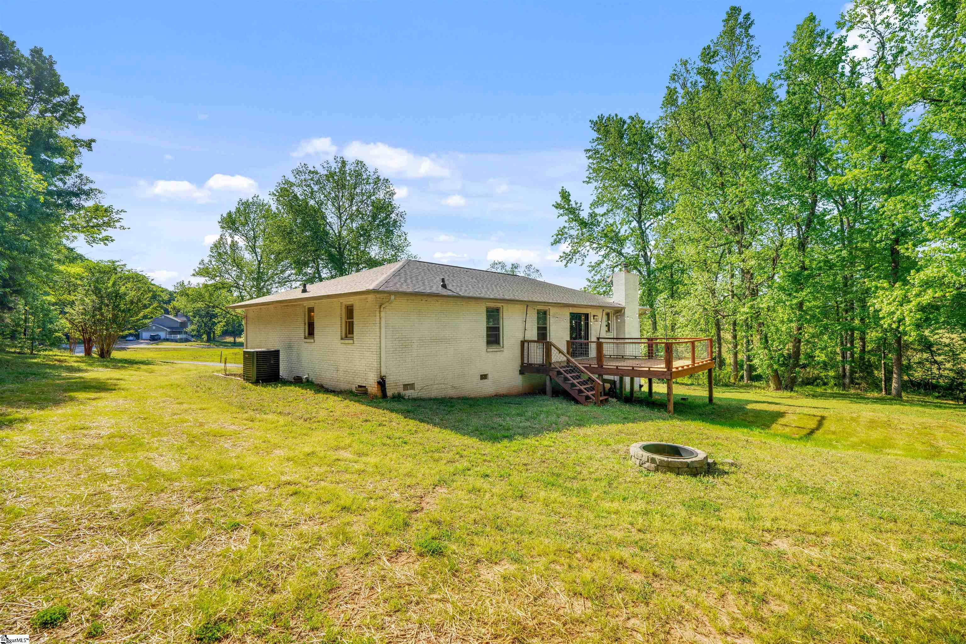 130 Daniel Drive Anderson, SC 29626
