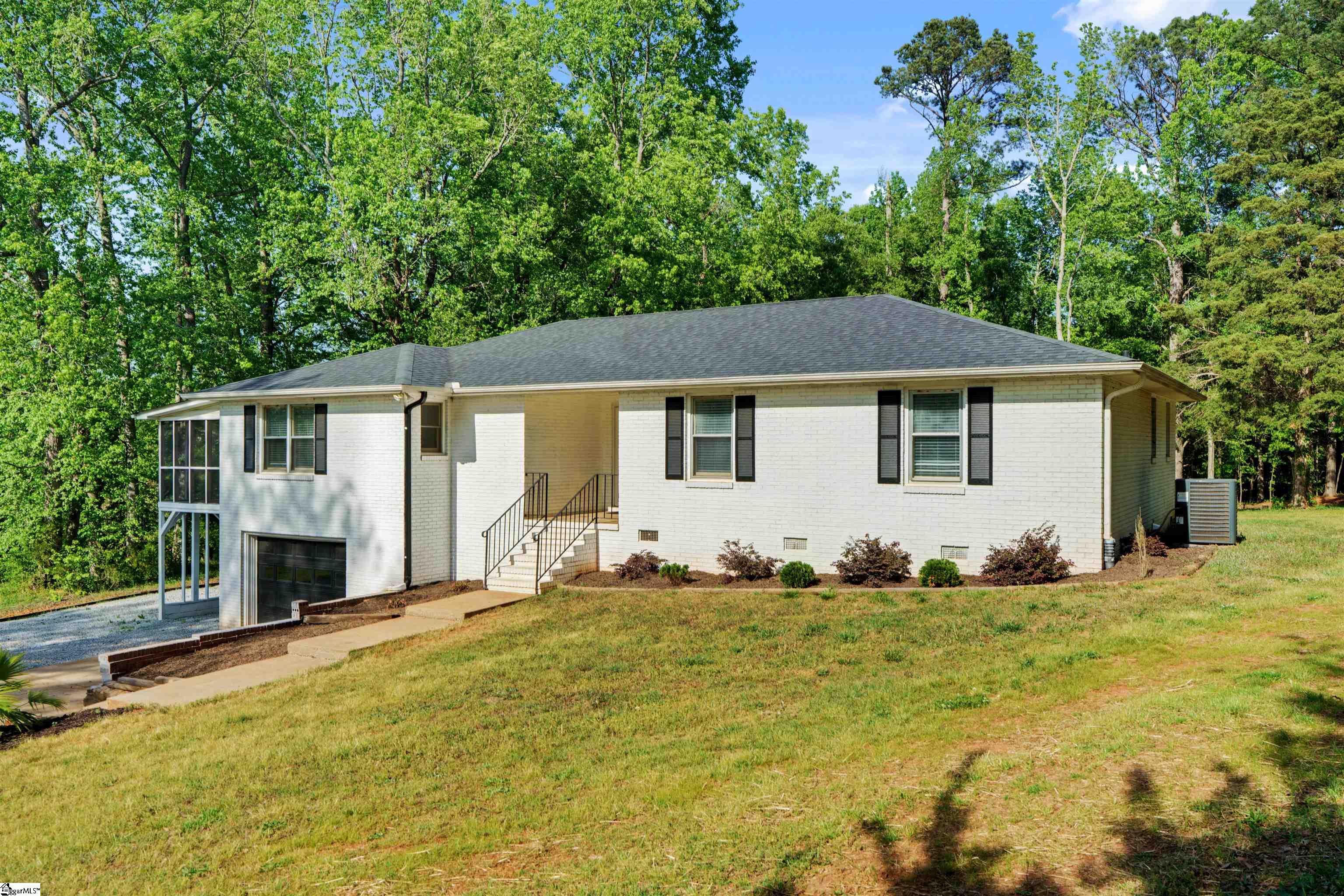 130 Daniel Drive Anderson, SC 29626