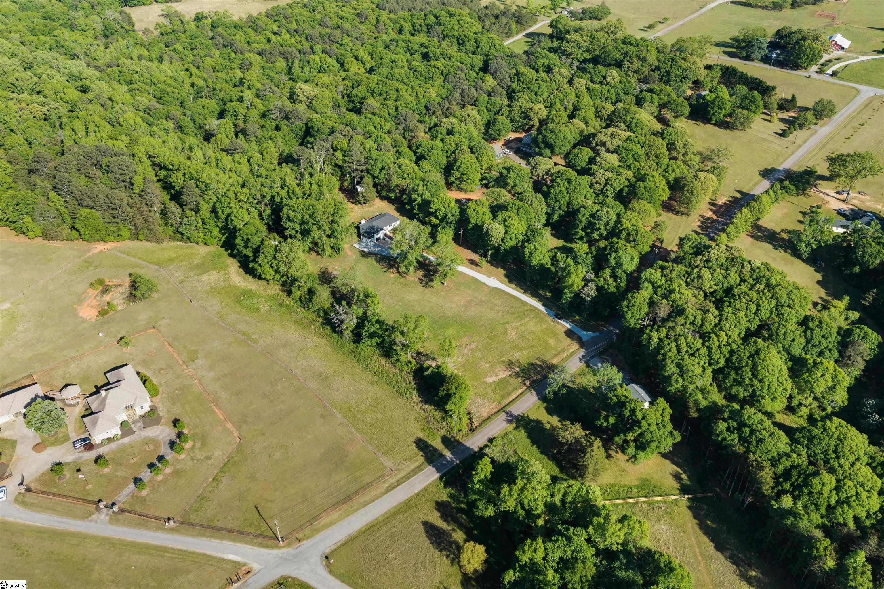 130 Daniel Drive Anderson, SC 29626