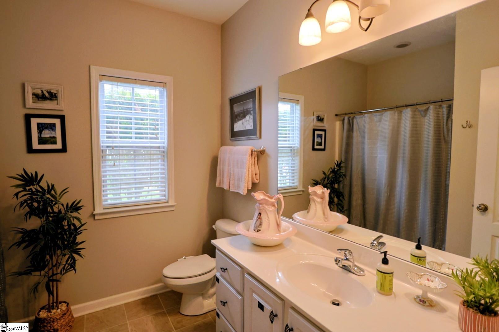 119 Berwick Court Easley, SC 29642