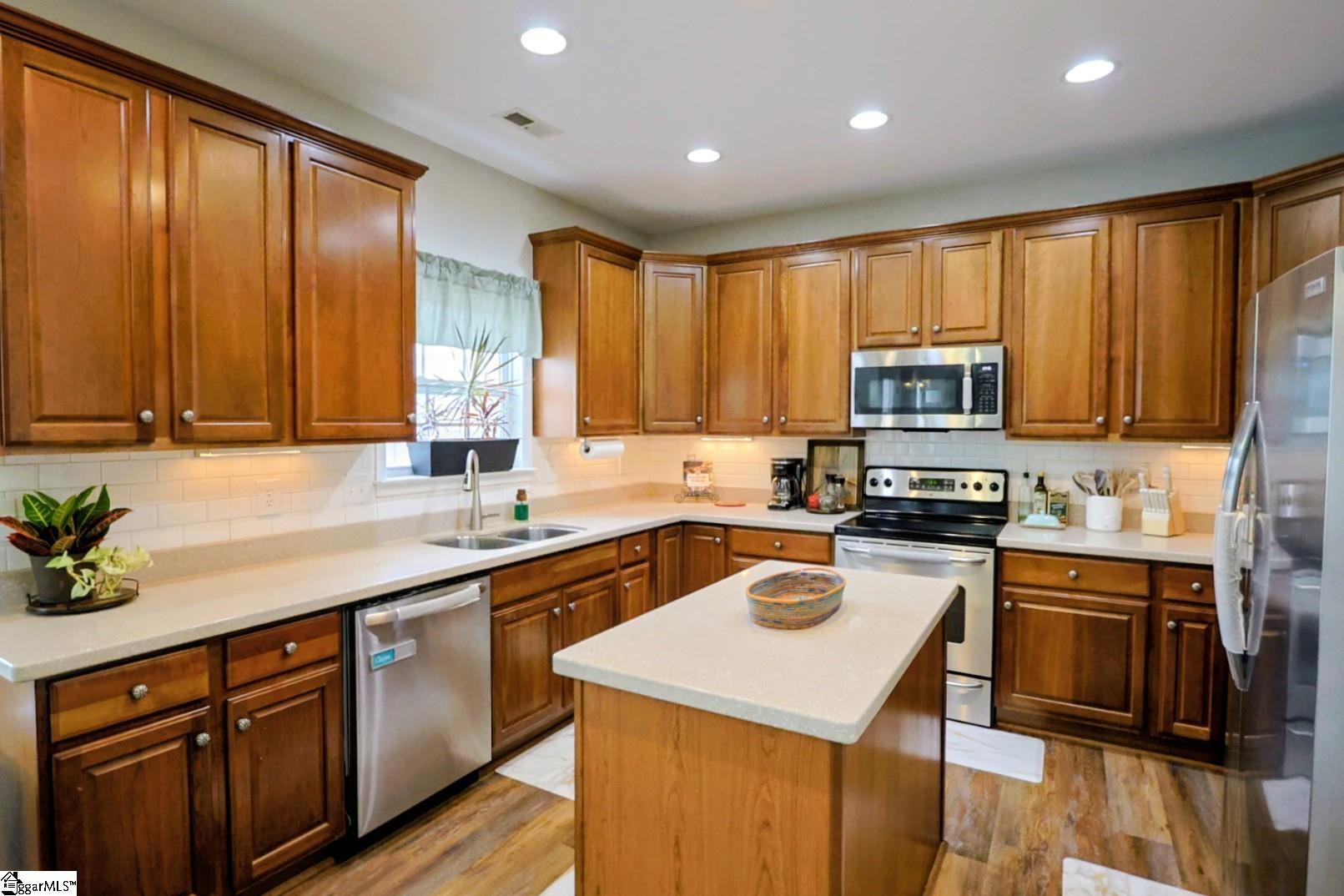 119 Berwick Court Easley, SC 29642