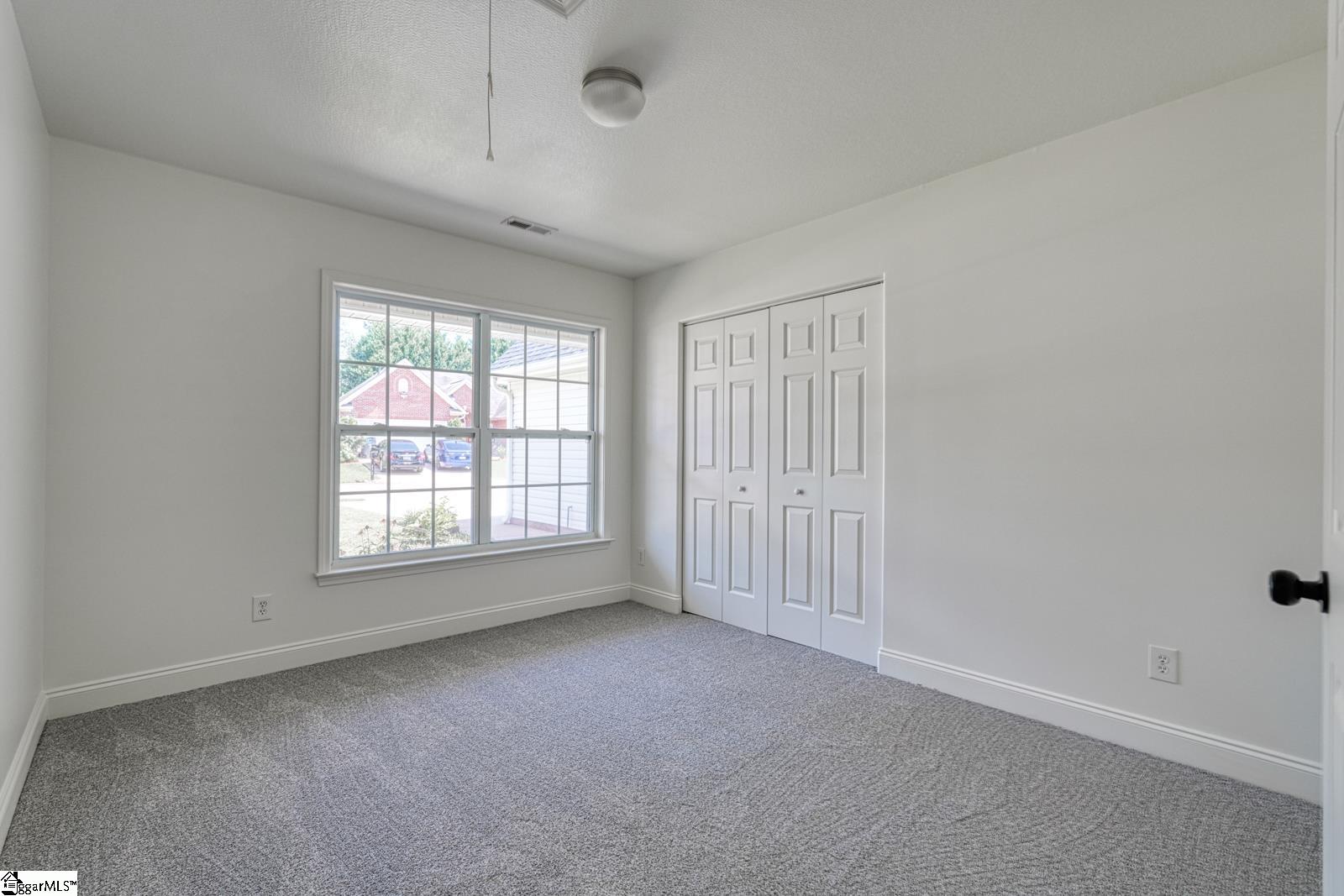 435 Melbourne Lane Spartanburg, SC 29301