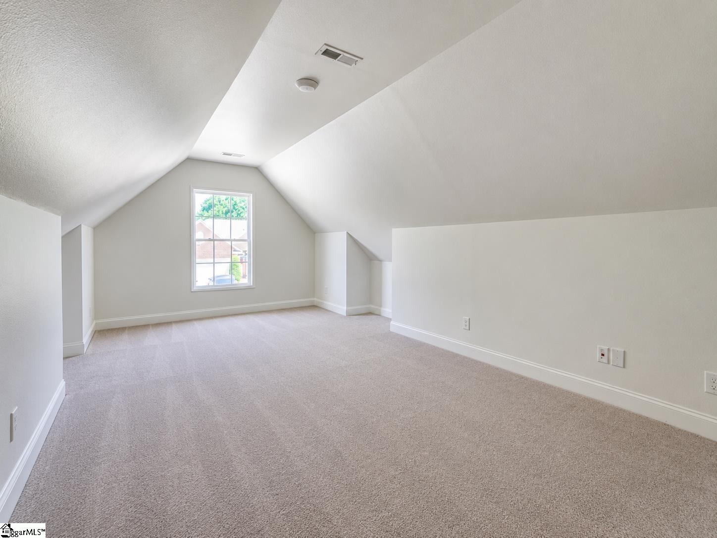 435 Melbourne Lane Spartanburg, SC 29301