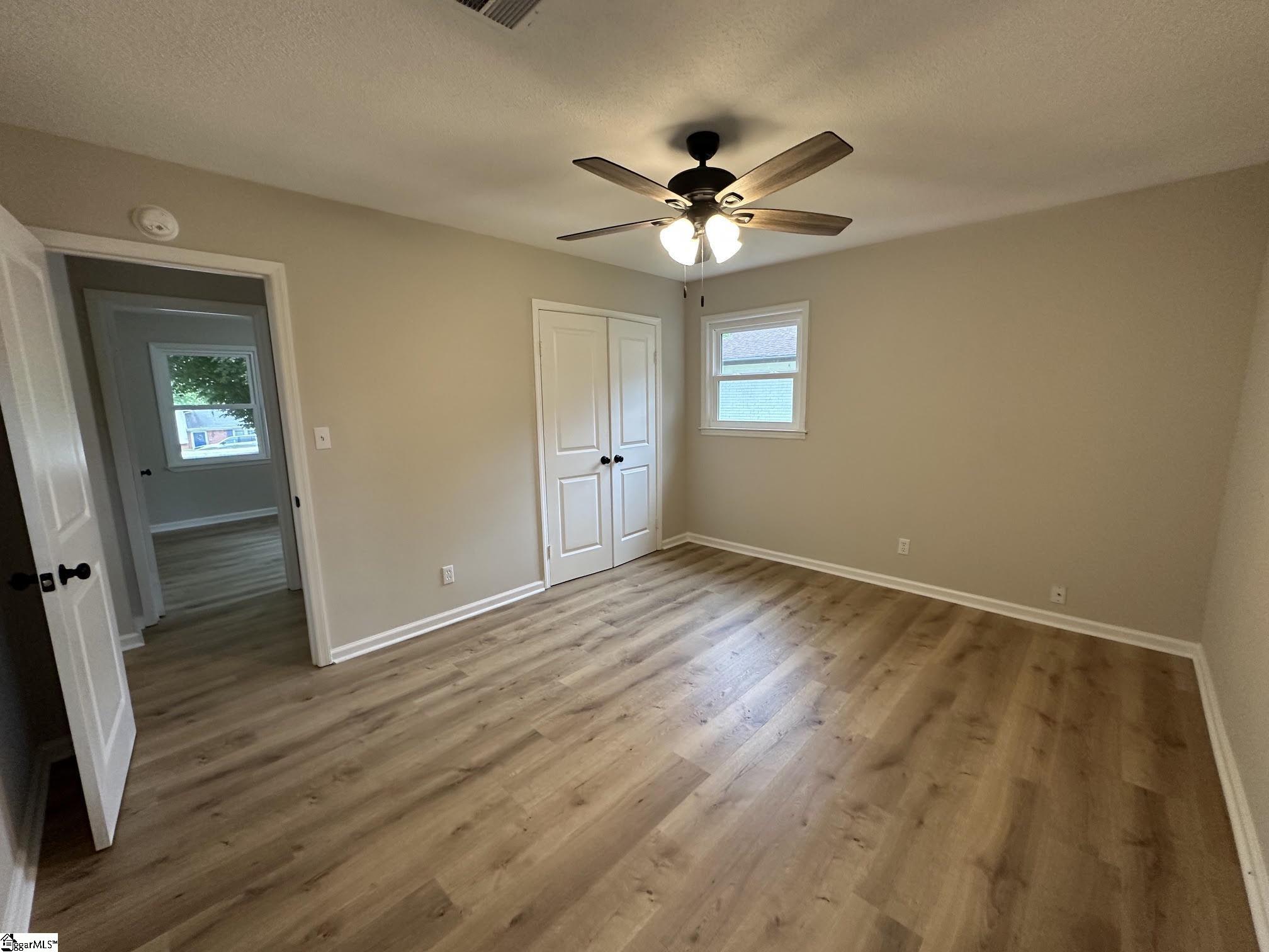 220 River Forest Drive Boiling Springs, SC 29316