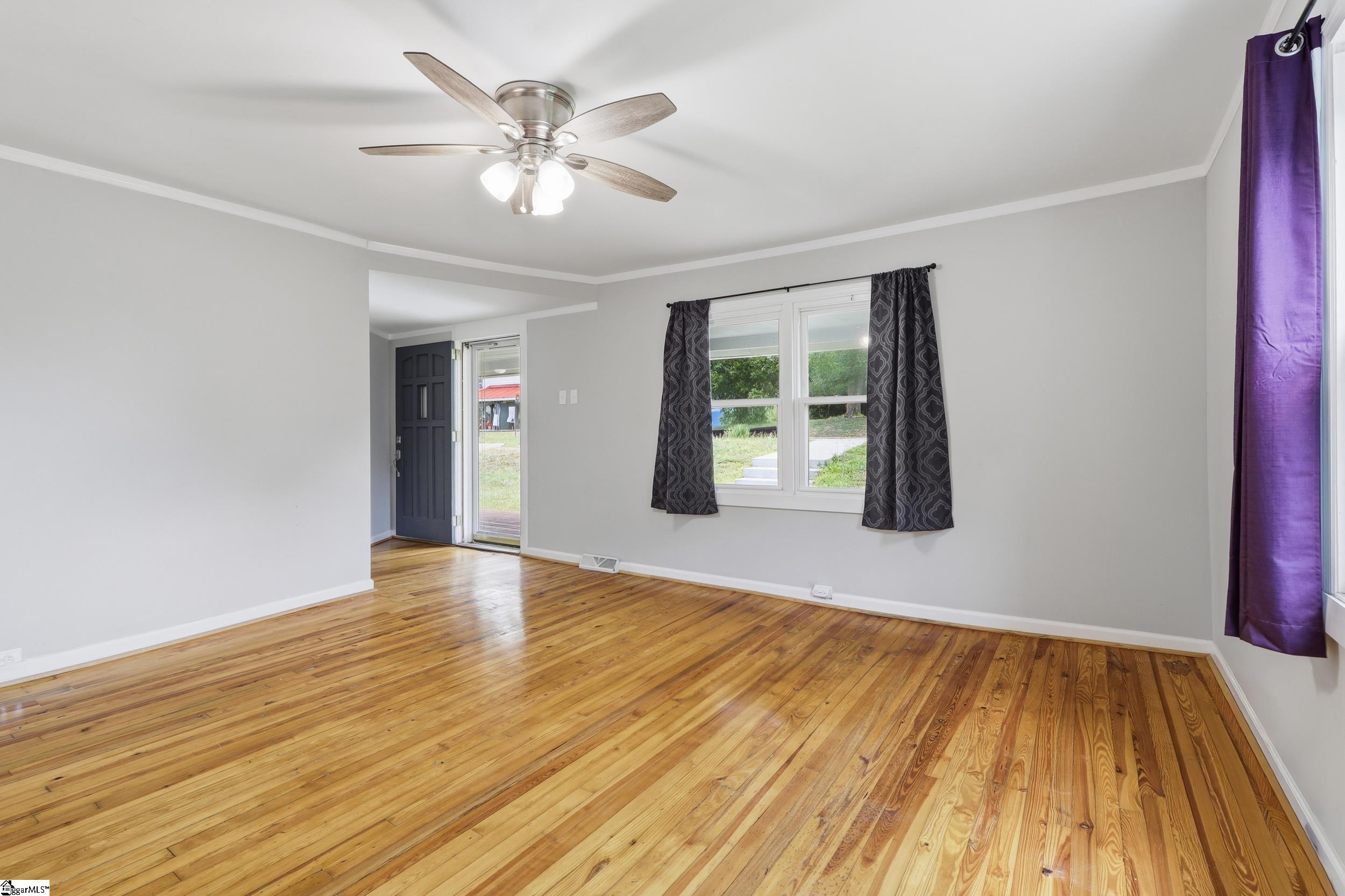 5 Hammett Street Piedmont, SC 29673