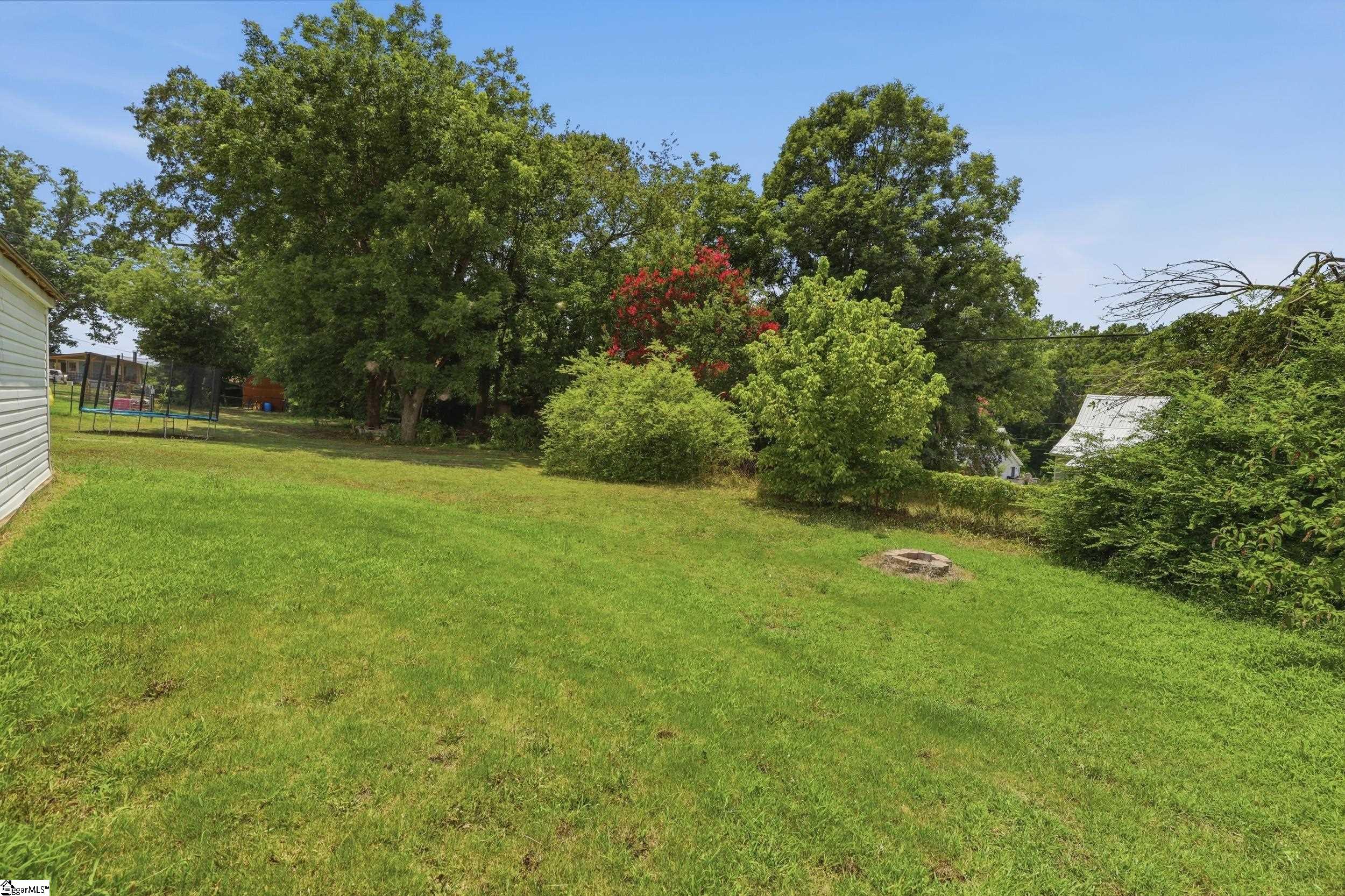 5 Hammett Street Piedmont, SC 29673