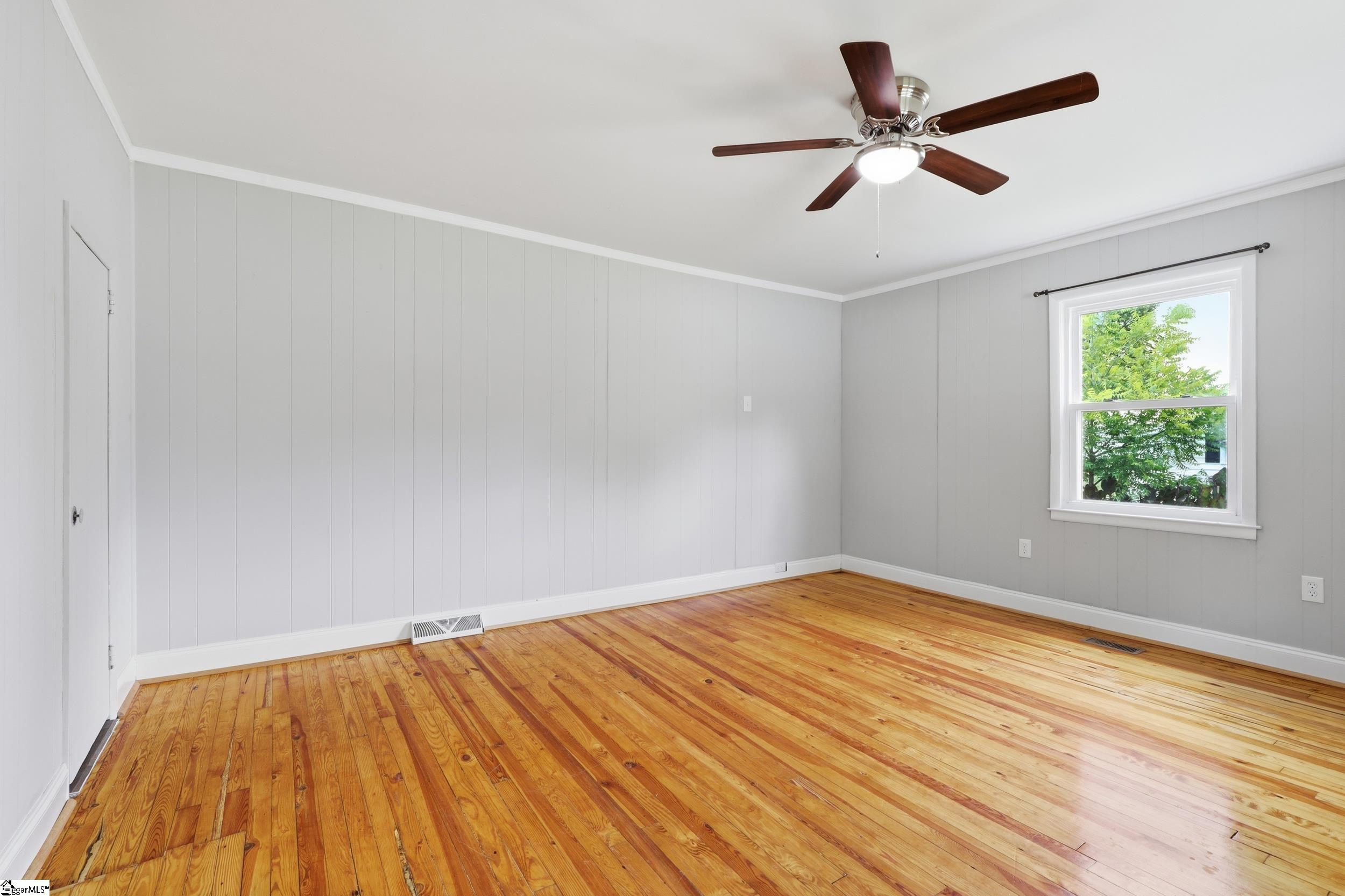 5 Hammett Street Piedmont, SC 29673