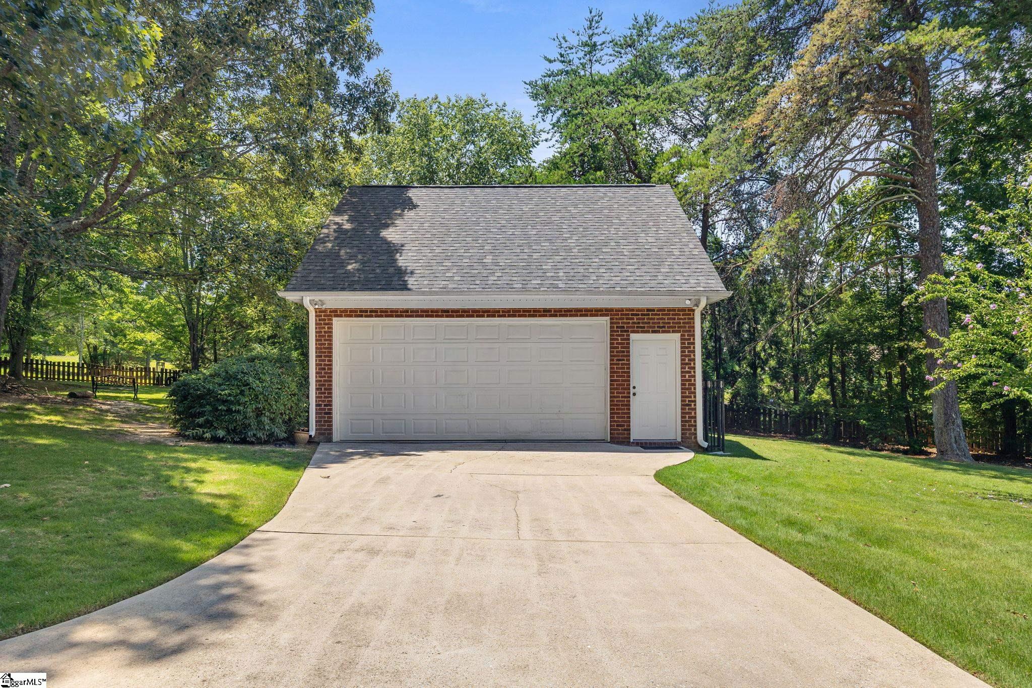 18 Avens Hill Drive Greer, SC 29651