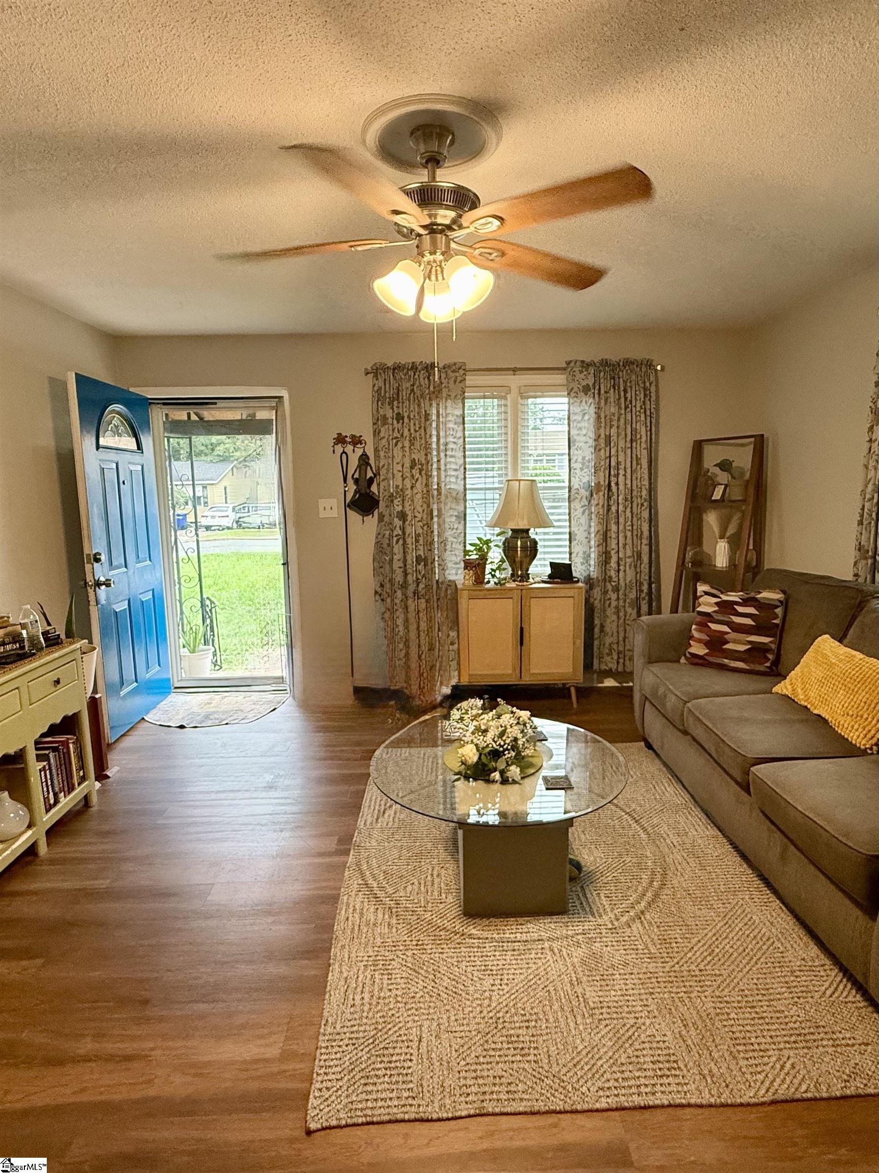 359 Woodview Avenue Spartanburg, SC 29306