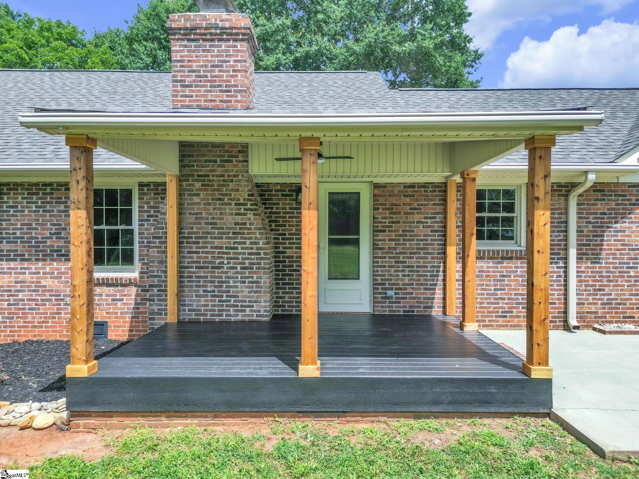 212 Galerie Drive Easley, SC 29642
