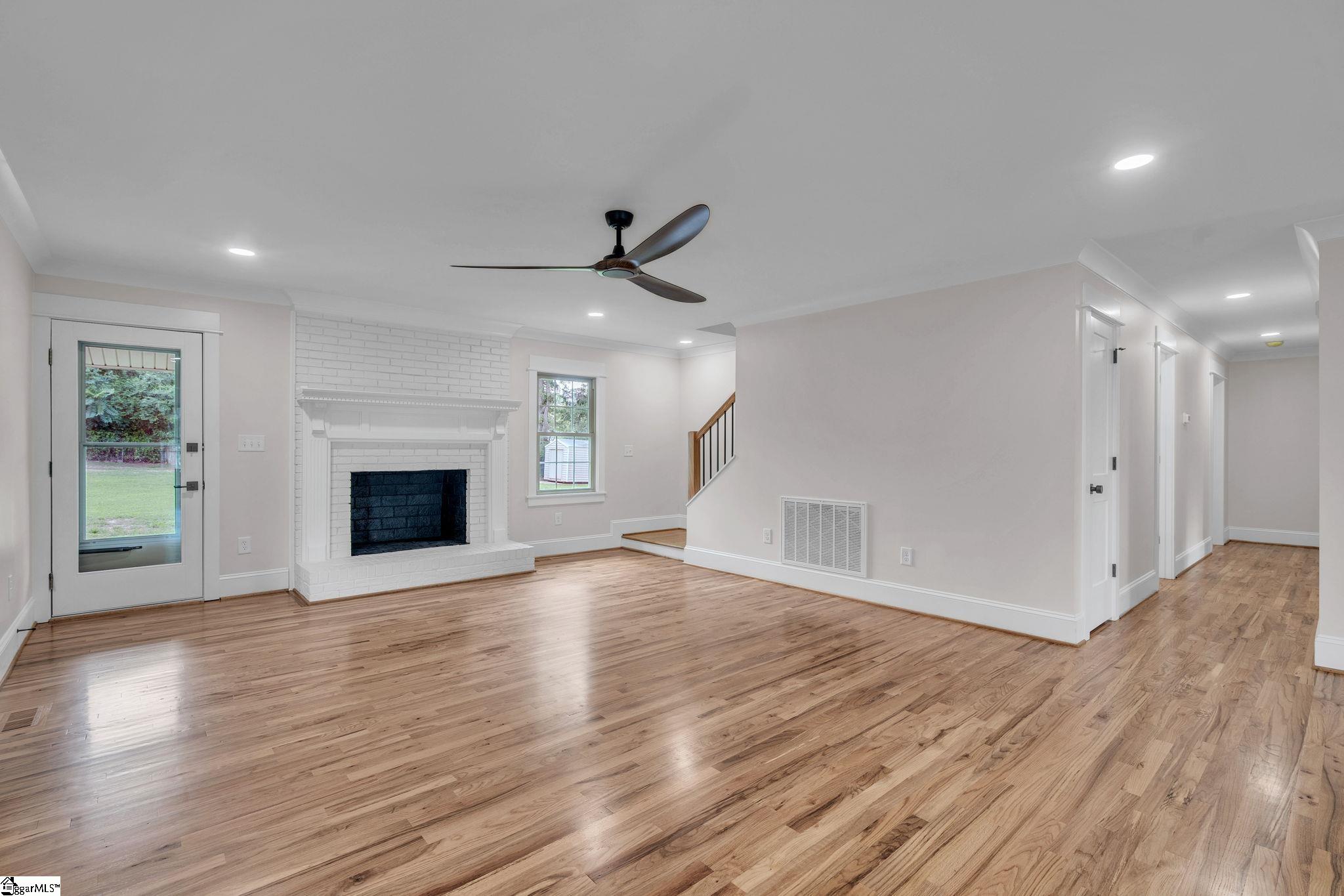 212 Galerie Drive Easley, SC 29642