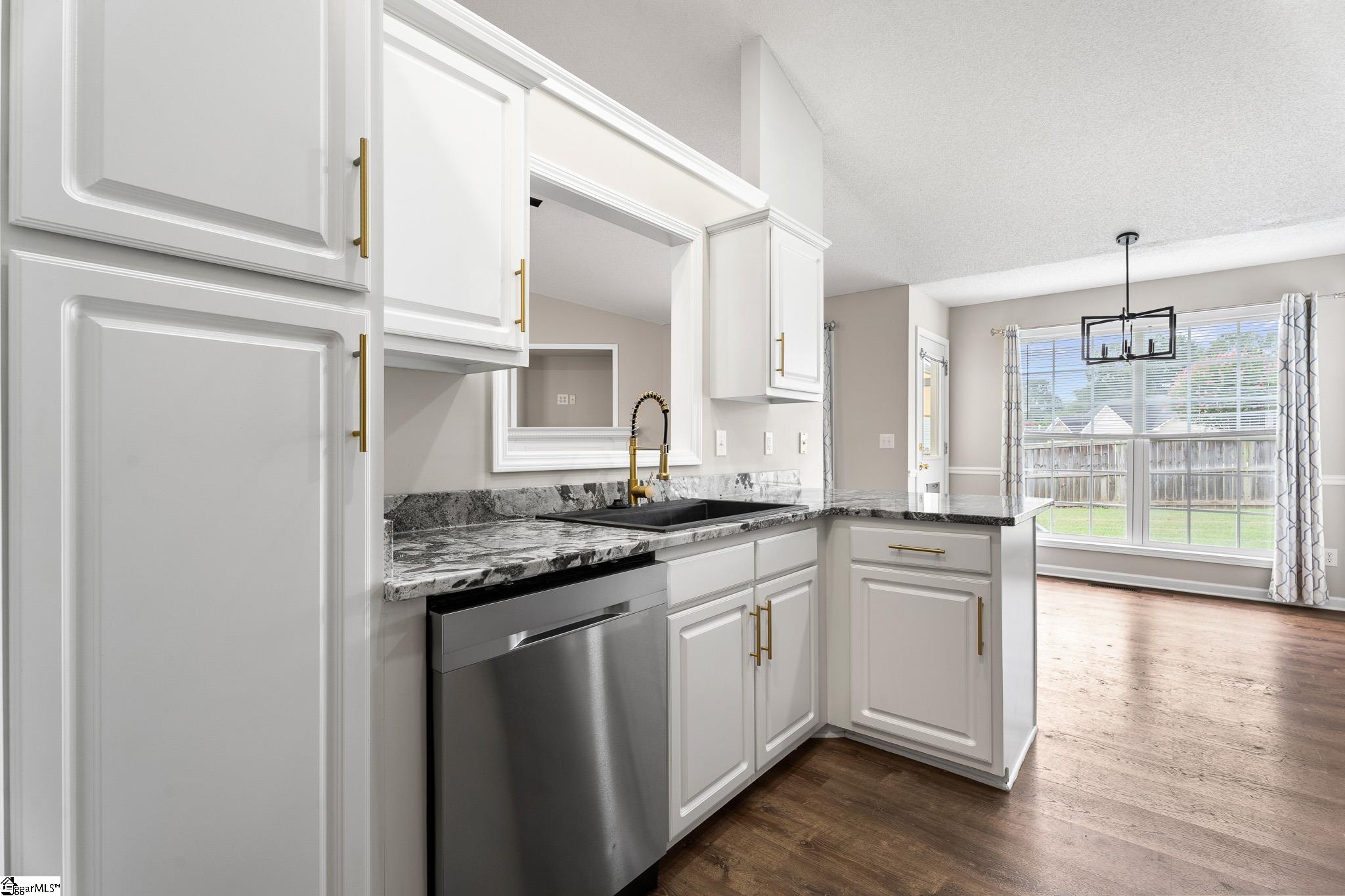 500 Lake Lennox Drive Simpsonville, SC 29681