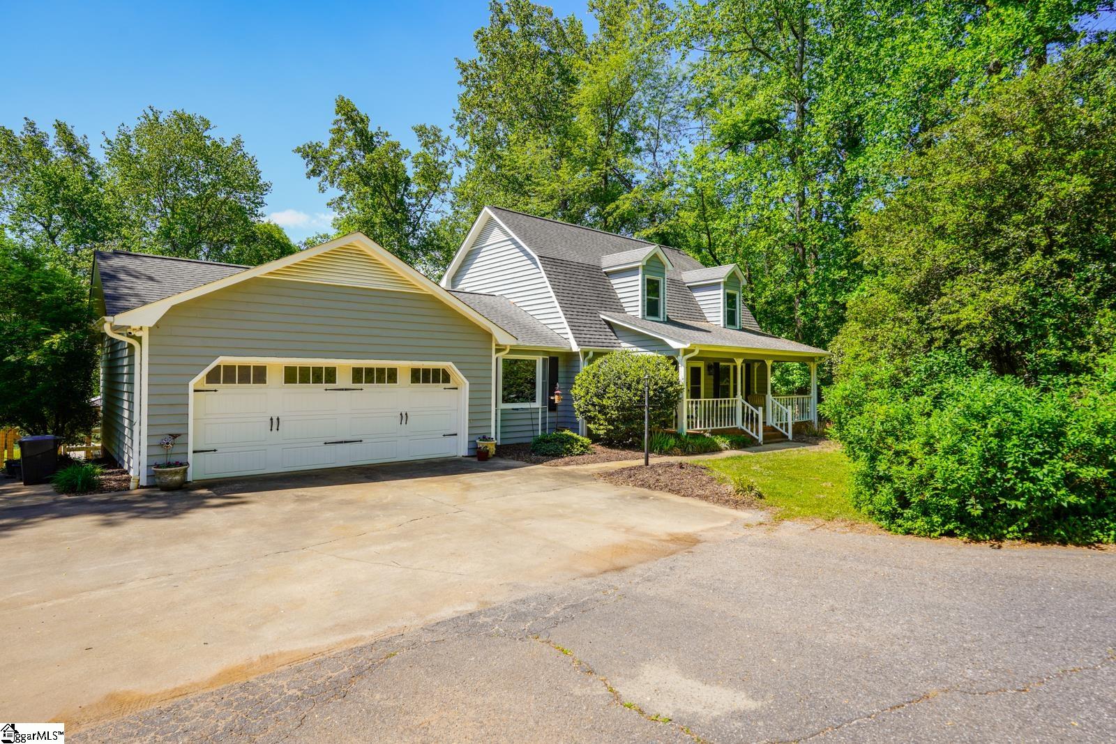 102 Hickory Hollow Drive Inman, SC 29349