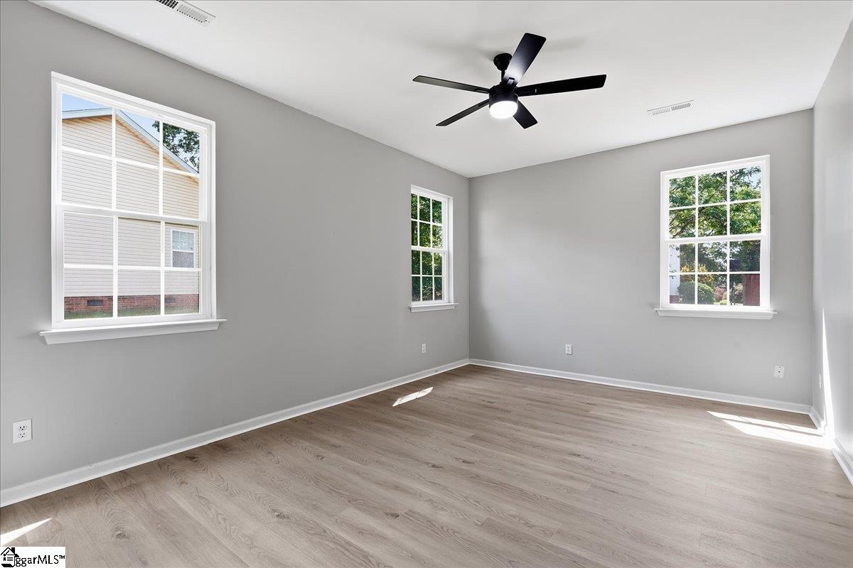 8 Peach Grove Place Mauldin, SC 29662