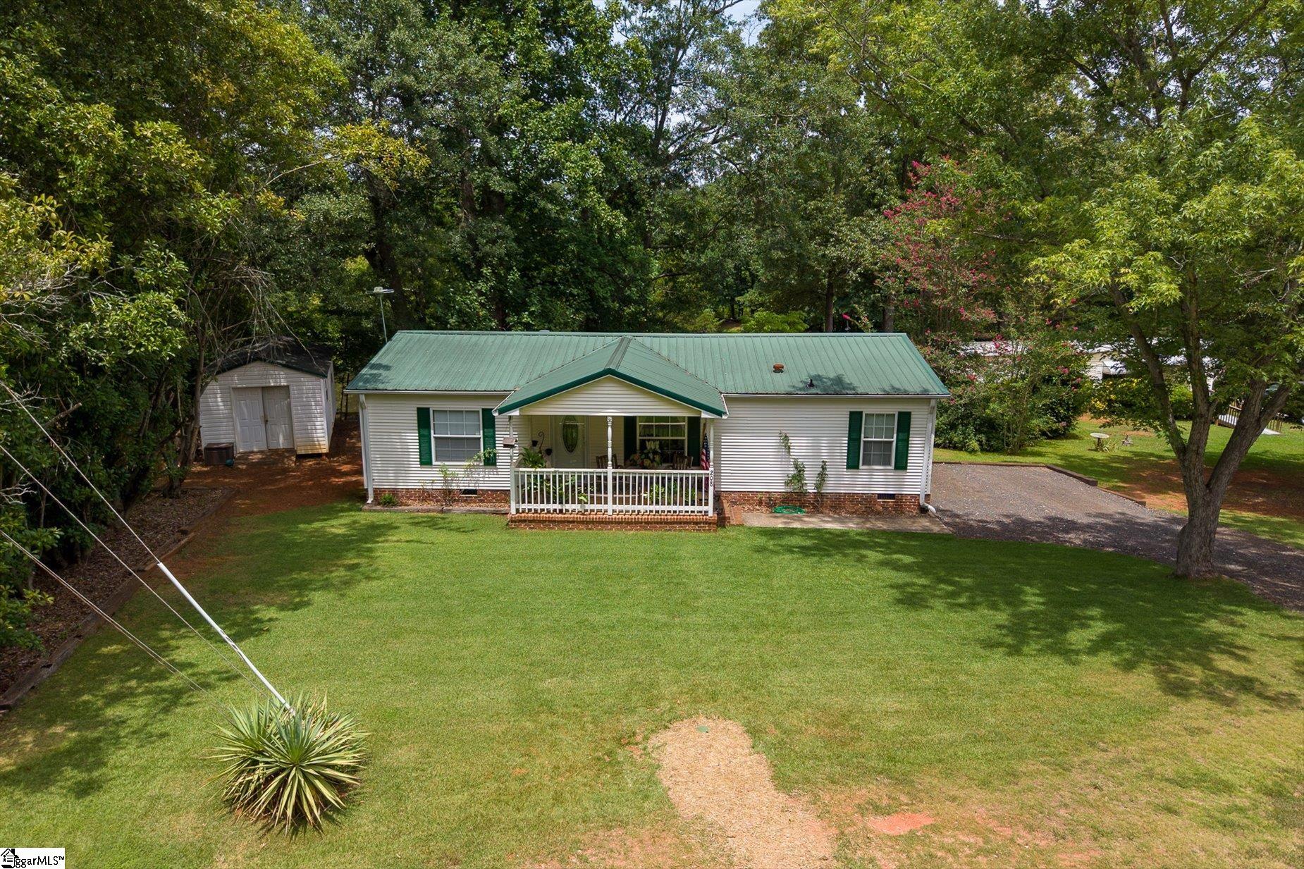 208 Brentwood Circle Greenville, SC 29605