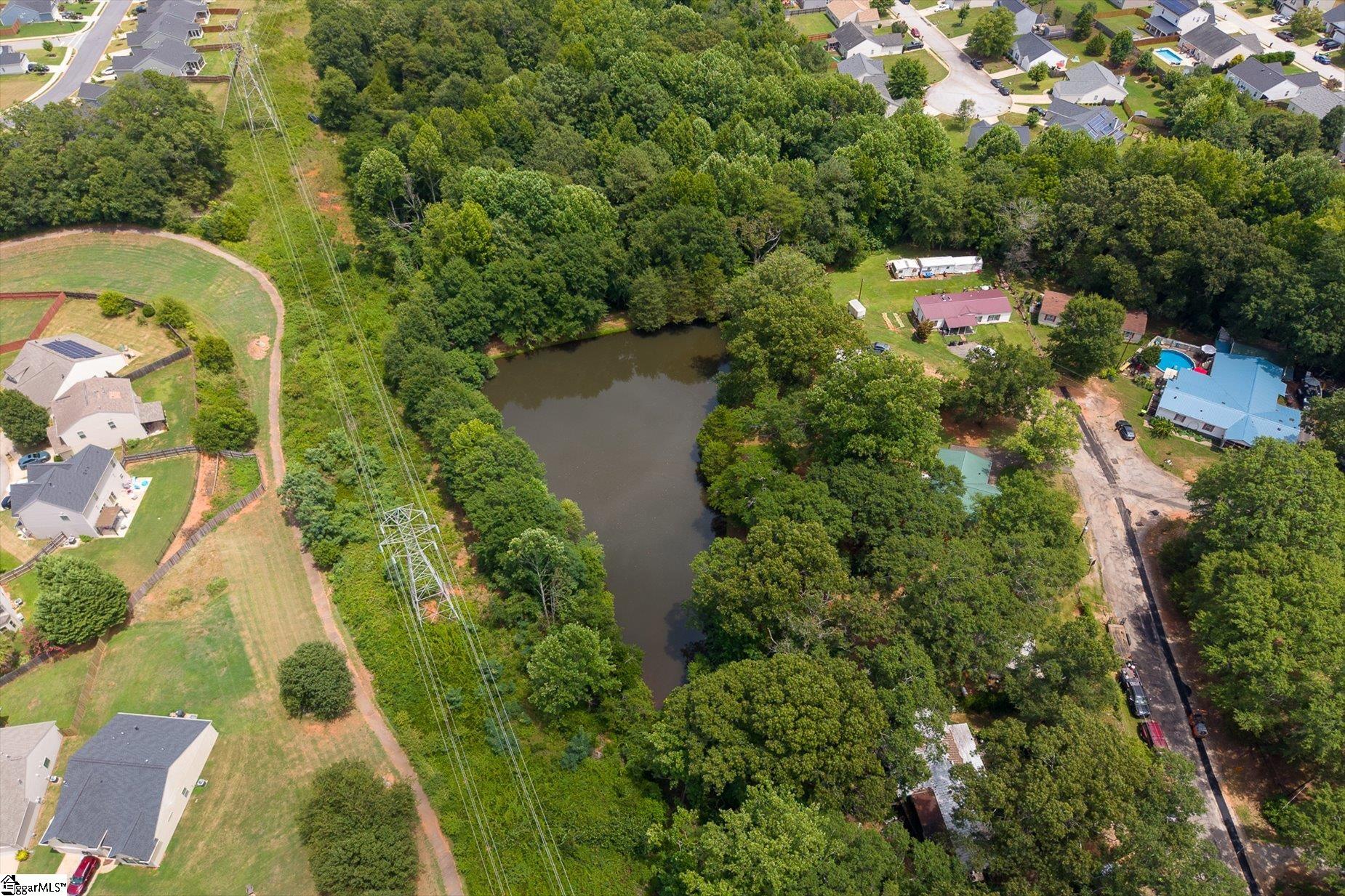 208 Brentwood Circle Greenville, SC 29605