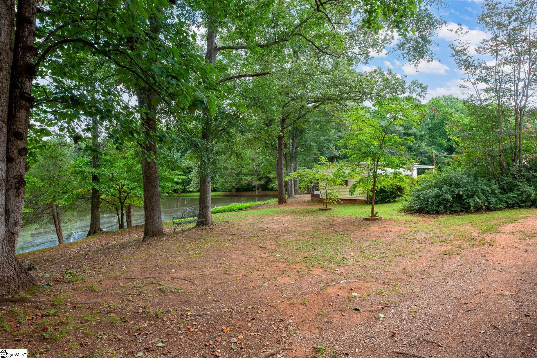 206 Brentwood Circle Greenville, SC 29605