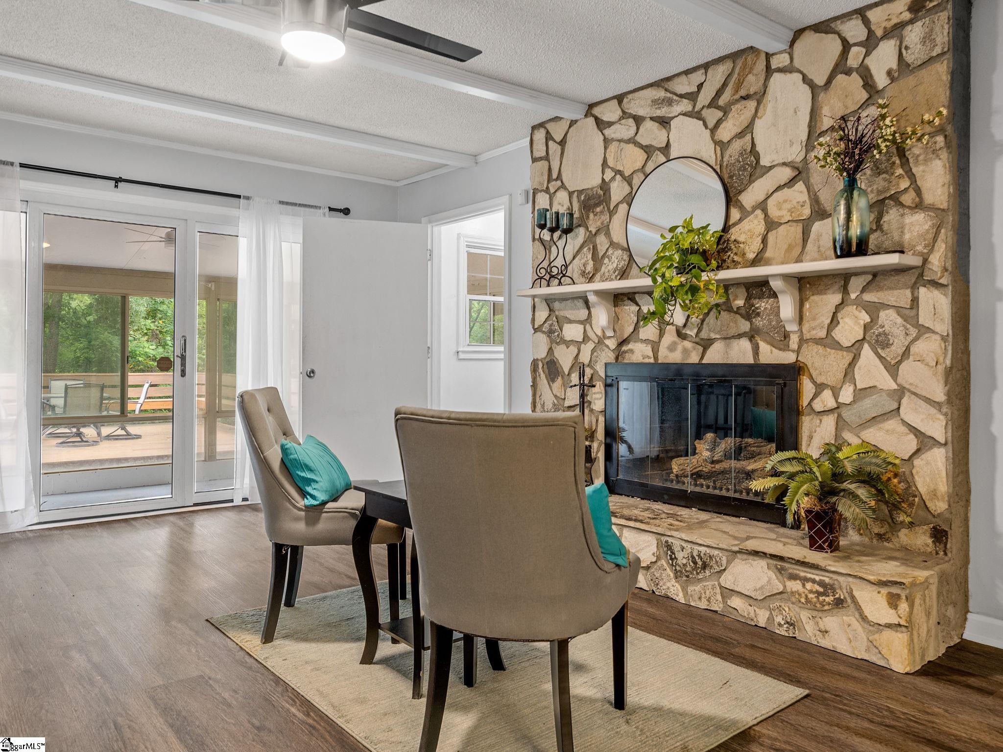 174 Green Lake Road Greenville, SC 29607