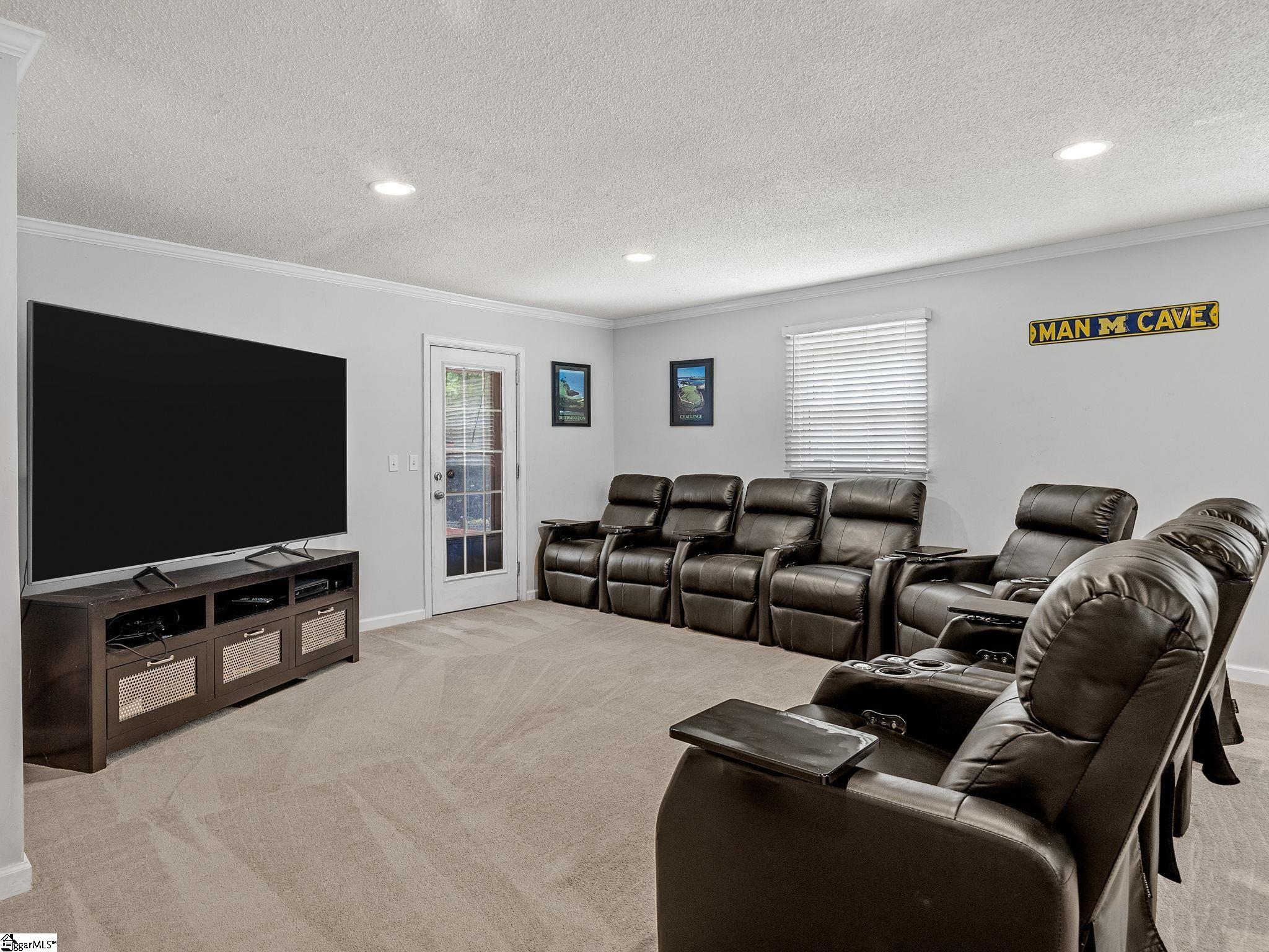 174 Green Lake Road Greenville, SC 29607