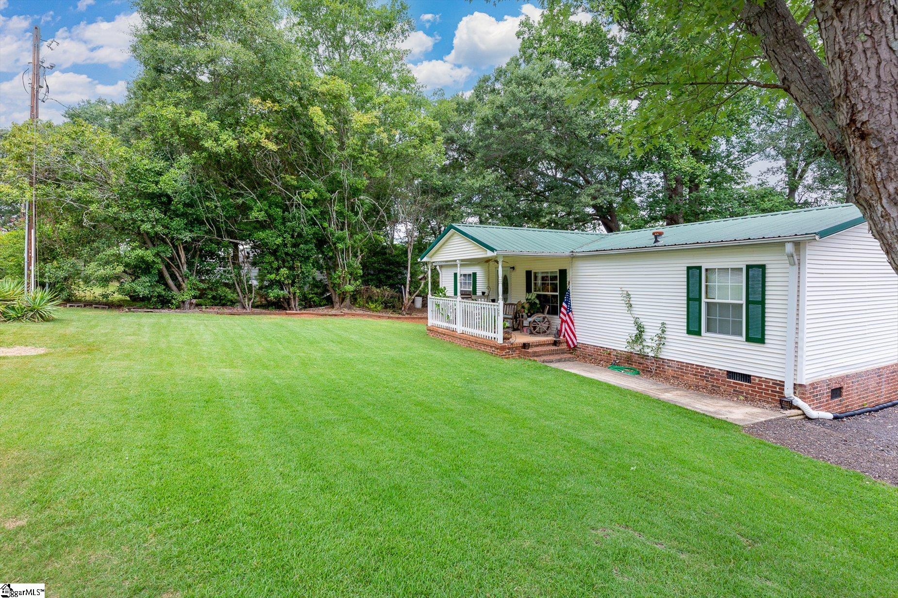 208 Brentwood Circle Greenville, SC 29605