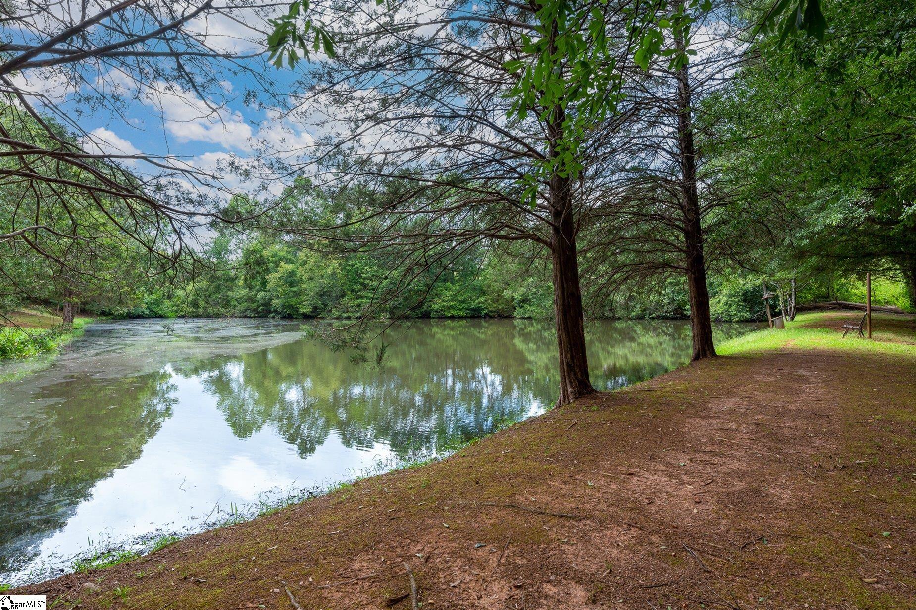 208 Brentwood Circle Greenville, SC 29605