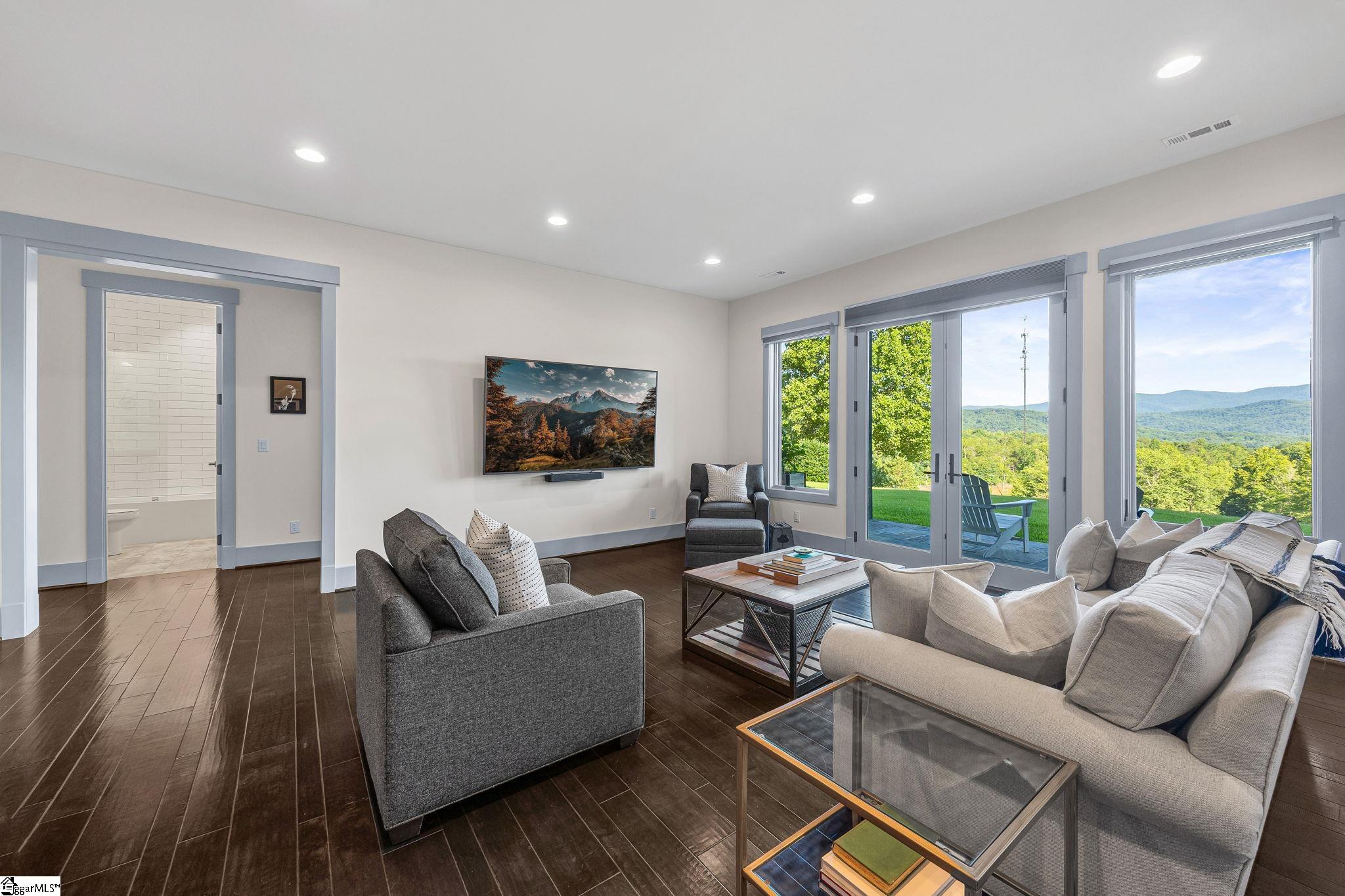 11 Clermont Court Travelers Rest, SC 29690