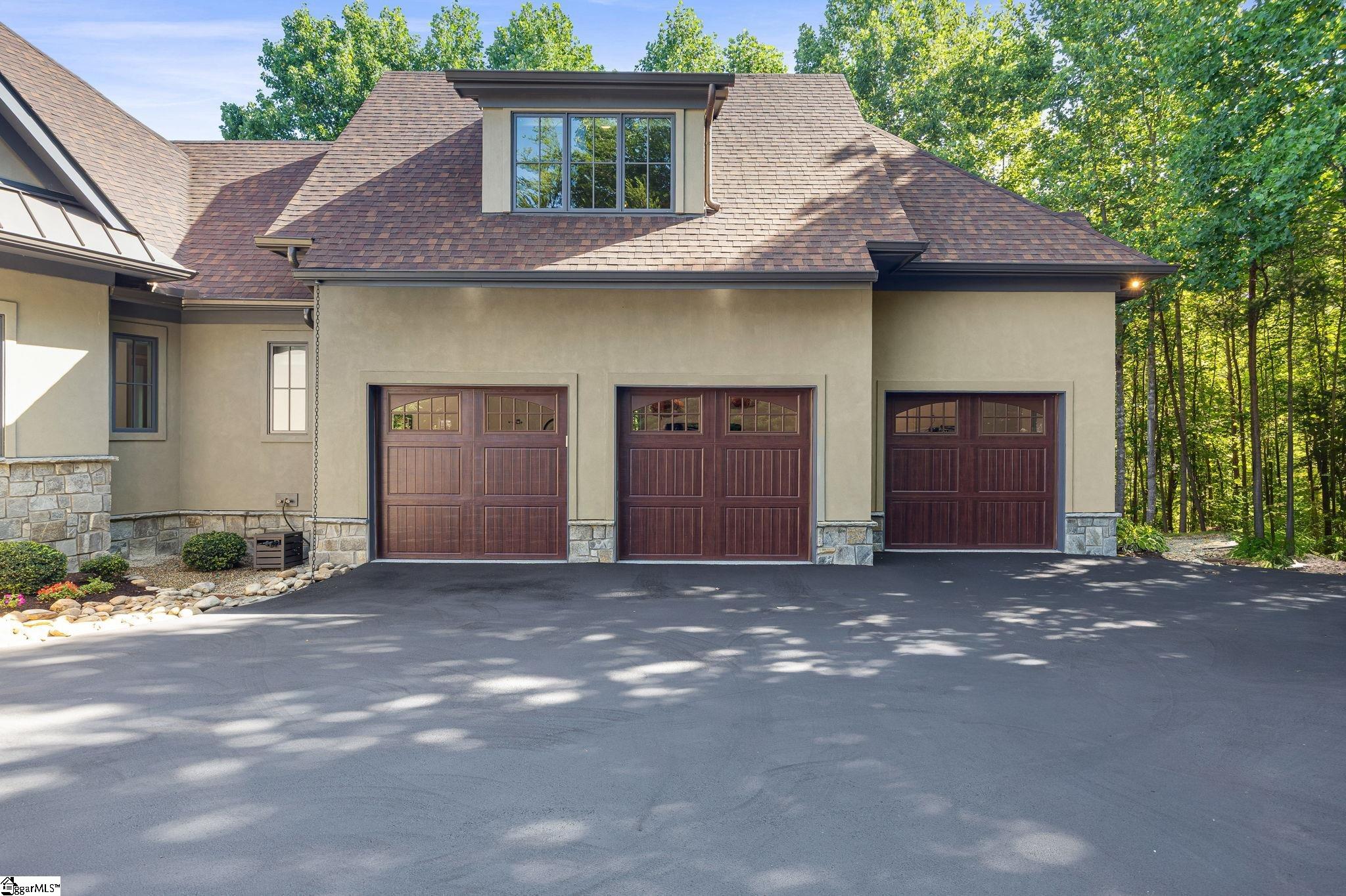 11 Clermont Court Travelers Rest, SC 29690