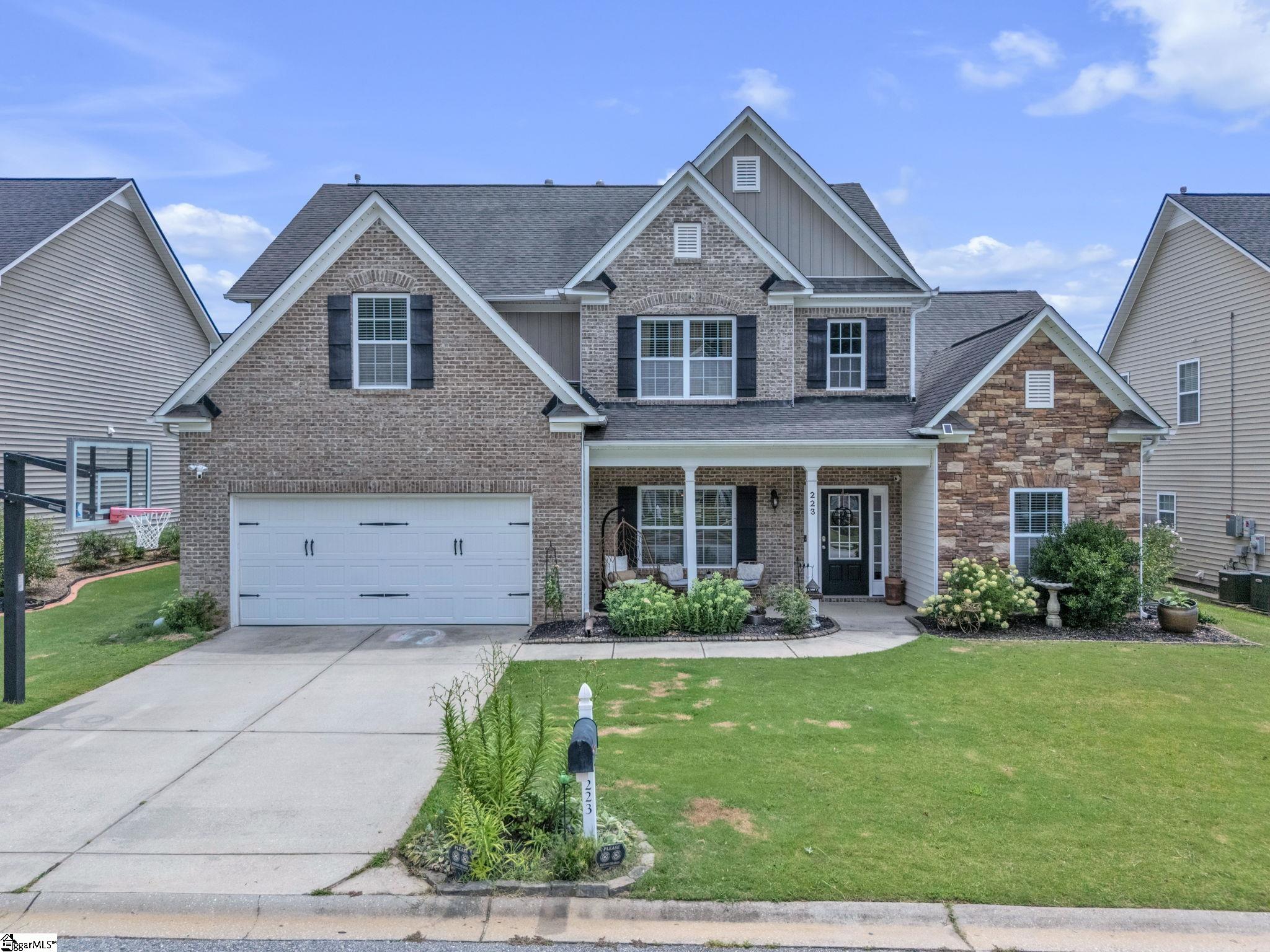 223 Heathermoor Way Simpsonville, SC 29680