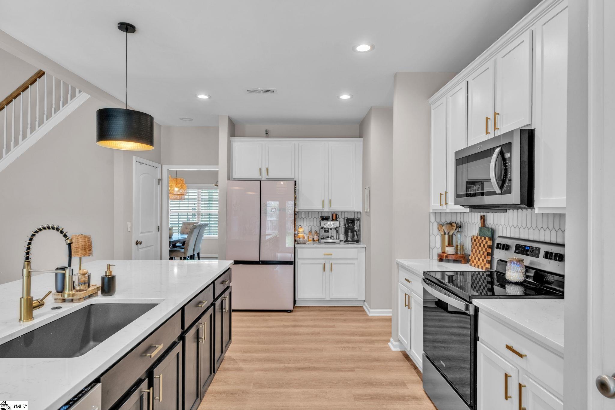 223 Heathermoor Way Simpsonville, SC 29680
