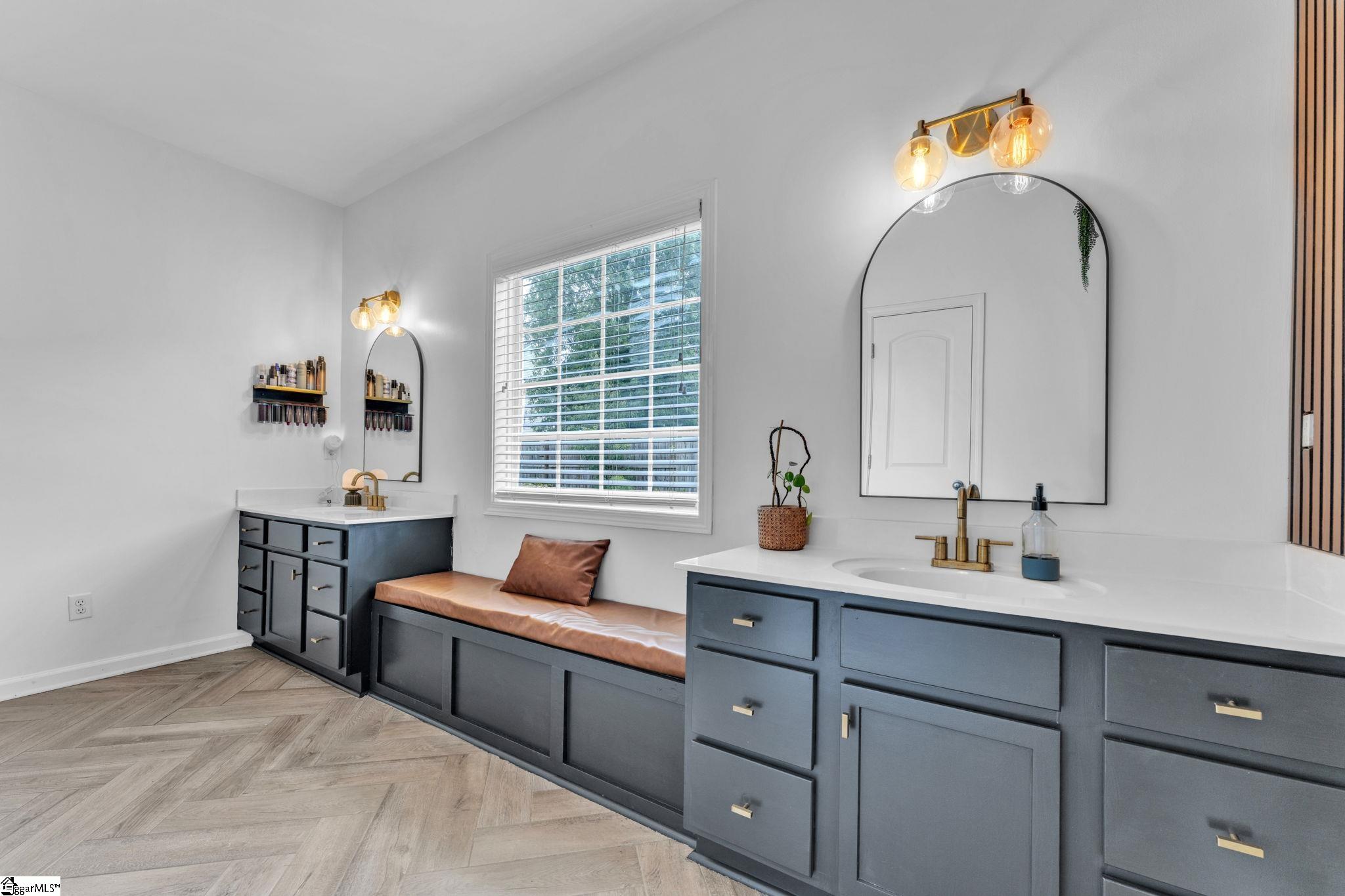223 Heathermoor Way Simpsonville, SC 29680
