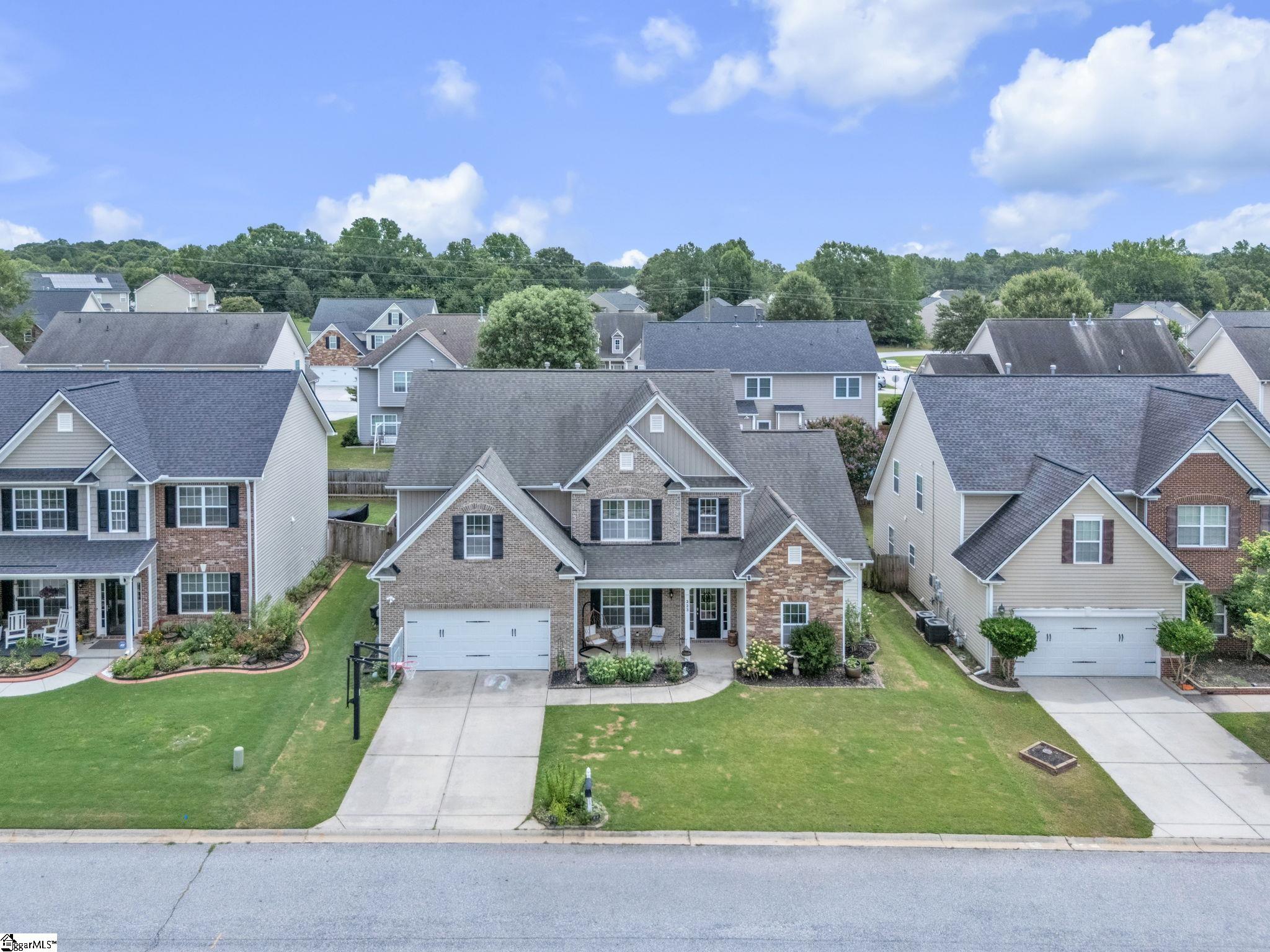 223 Heathermoor Way Simpsonville, SC 29680