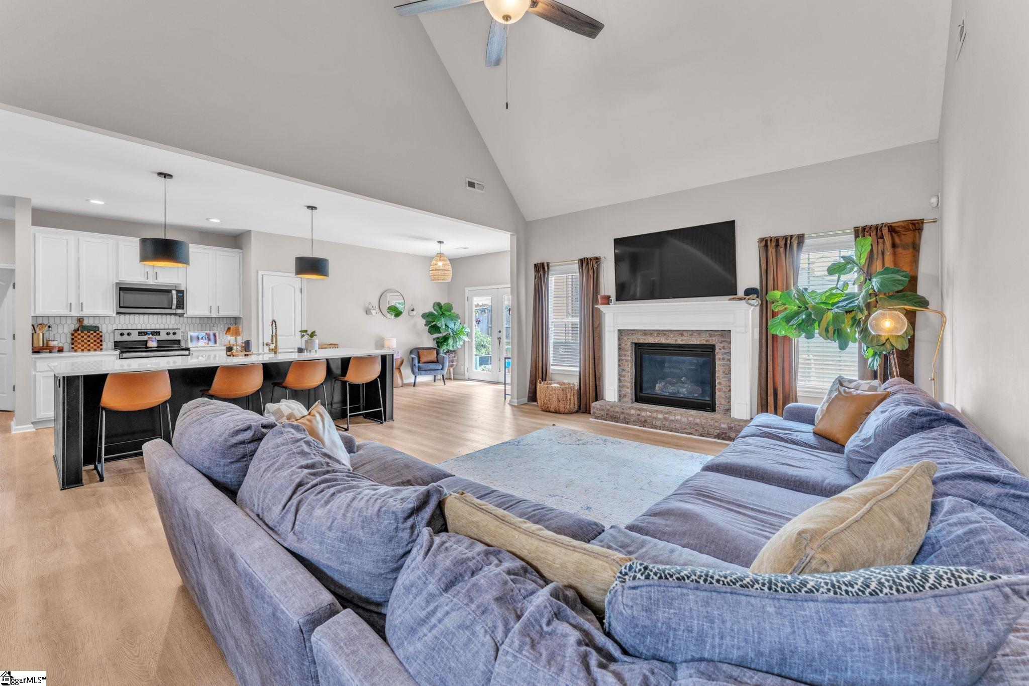 223 Heathermoor Way Simpsonville, SC 29680