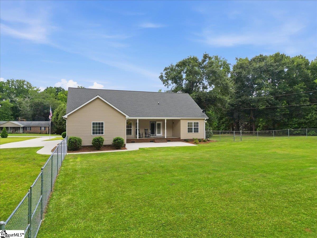 1019 Bannister Road Starr, SC 29684