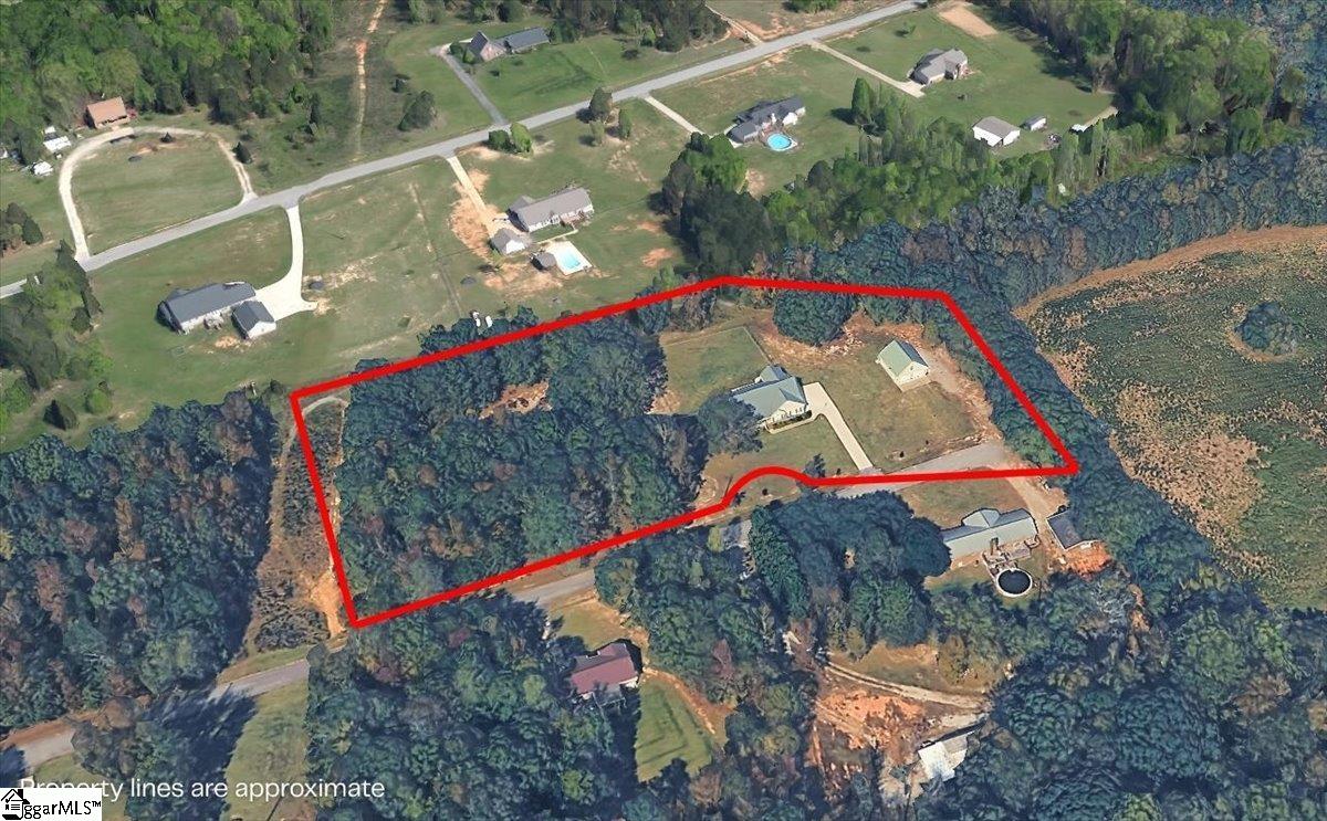 1019 Bannister Road Starr, SC 29684