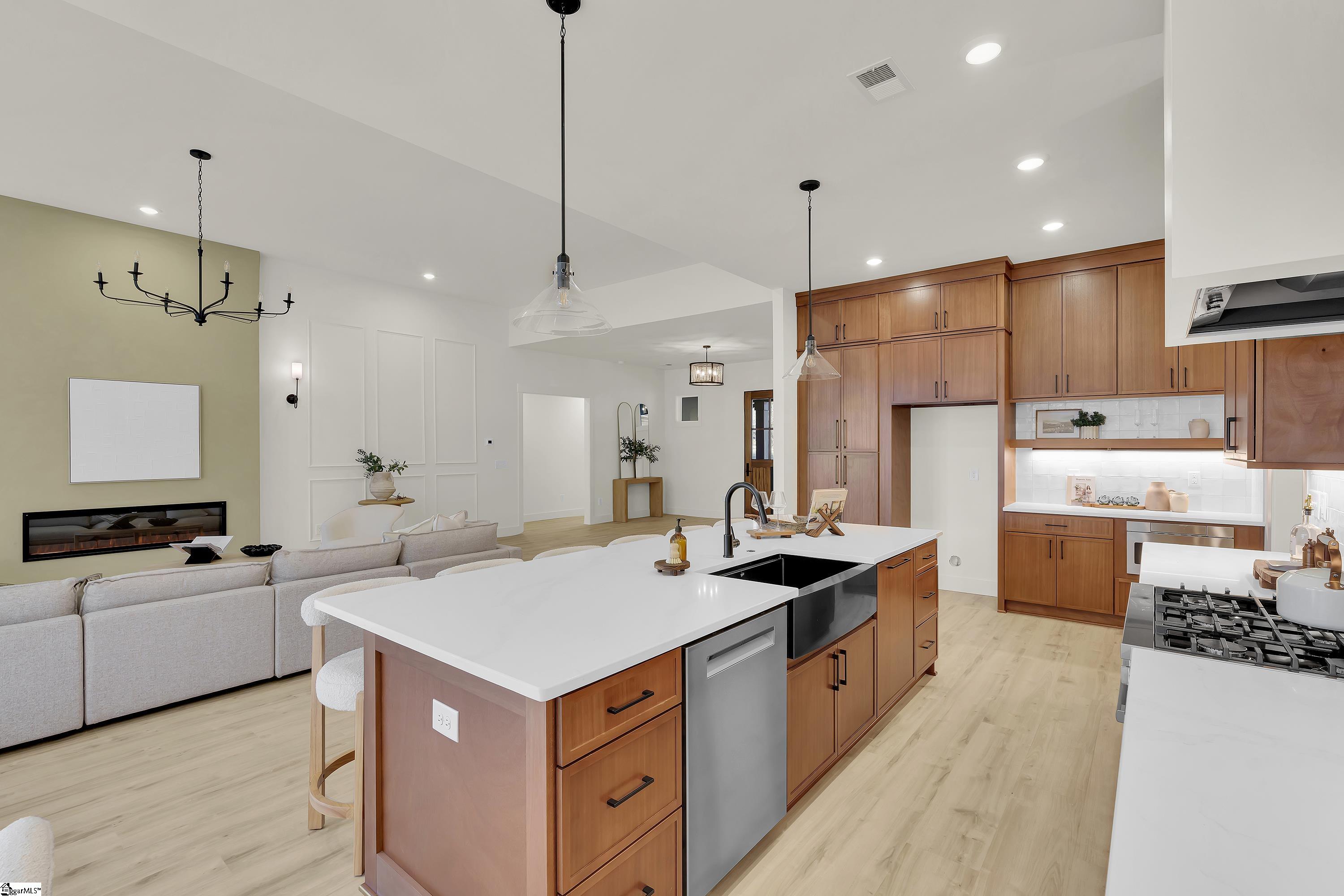 3798B Ballenger Road Greer, SC 29361
