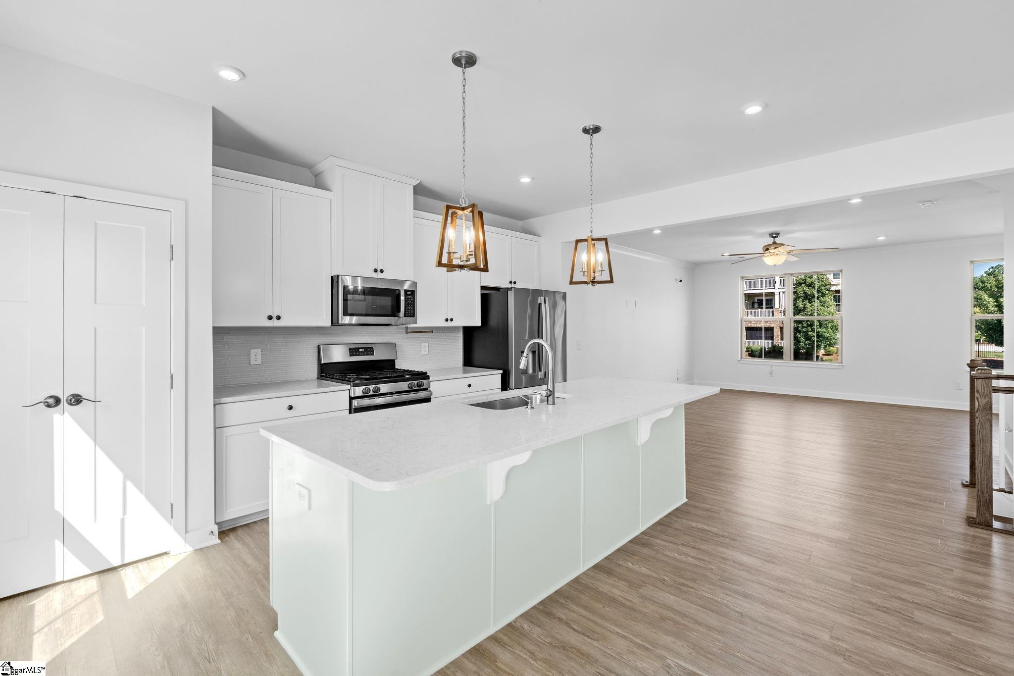 18 Eagle Field Lane Greenville, SC 29607