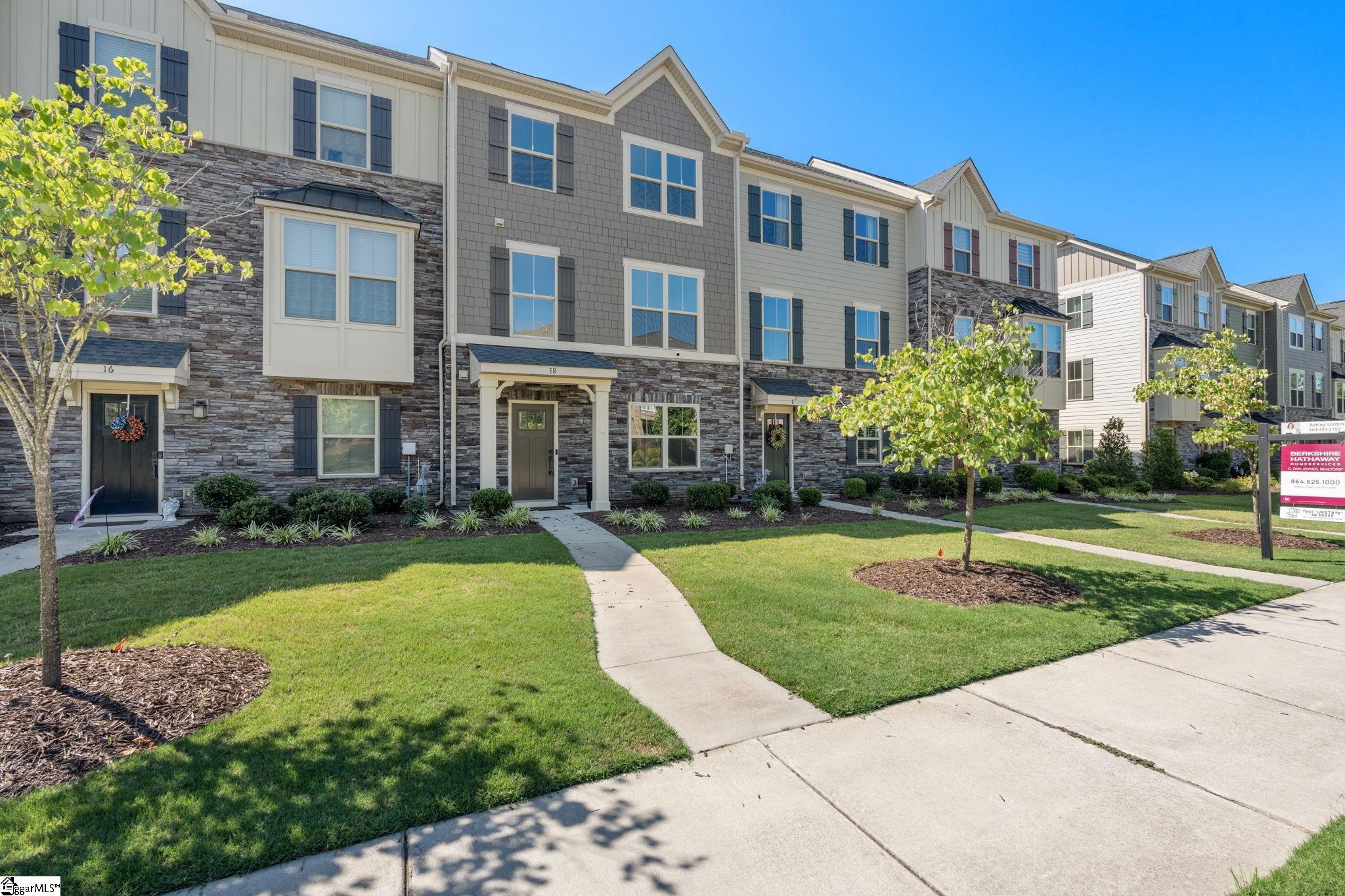 18 Eagle Field Lane Greenville, SC 29607