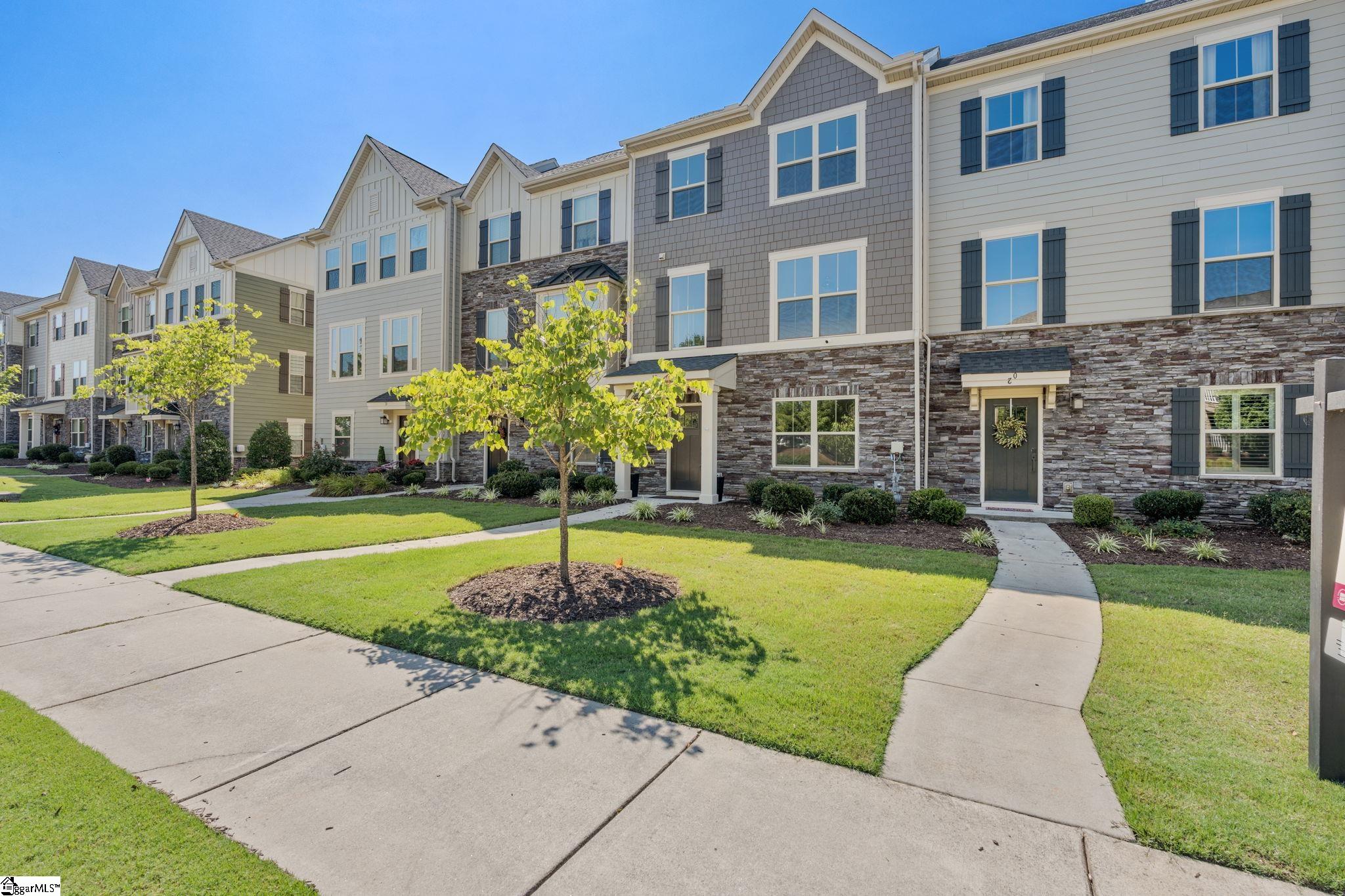 18 Eagle Field Lane Greenville, SC 29607