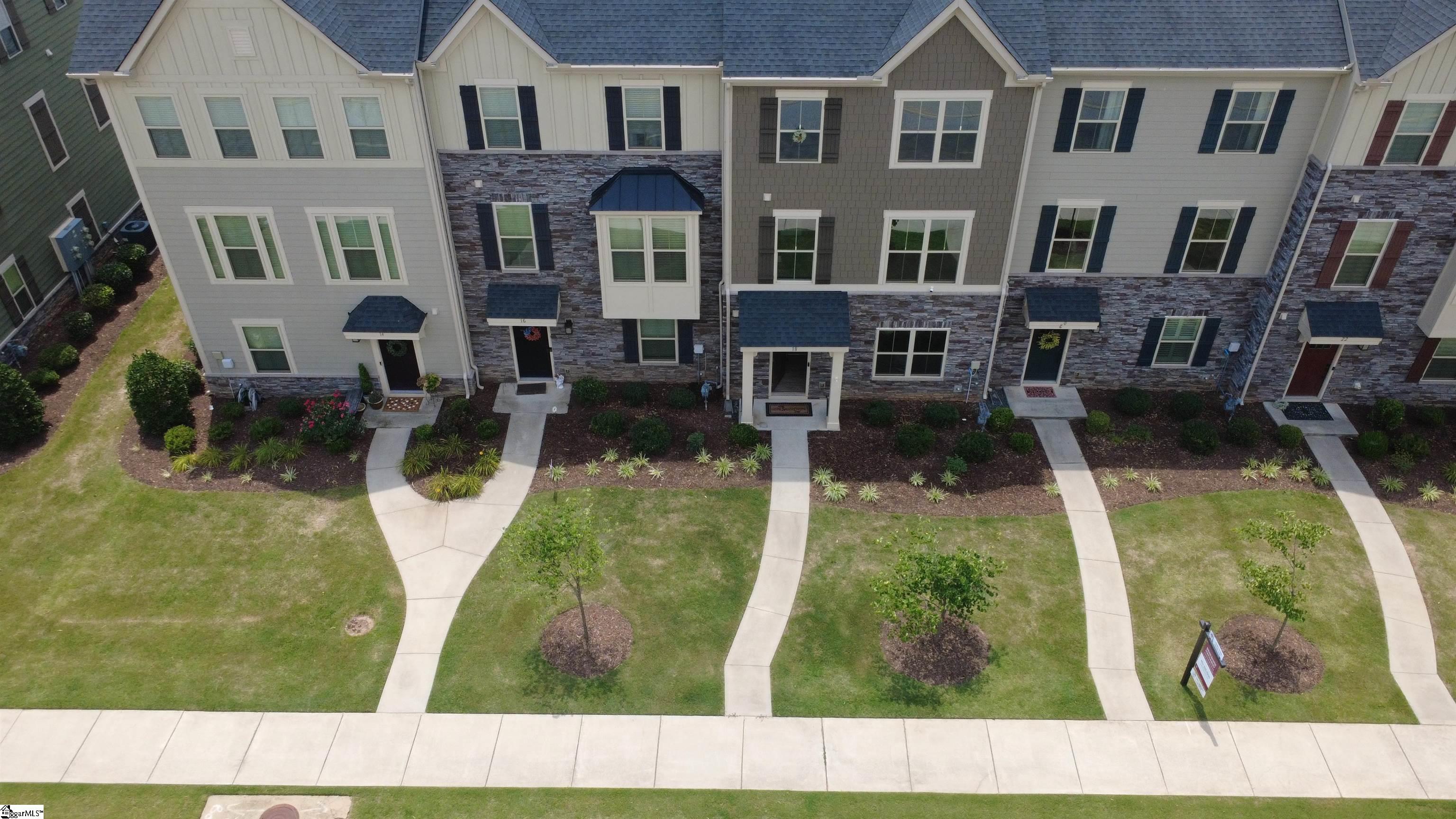 18 Eagle Field Lane Greenville, SC 29607