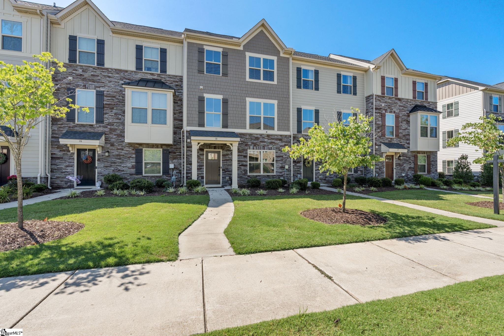 18 Eagle Field Lane Greenville, SC 29607