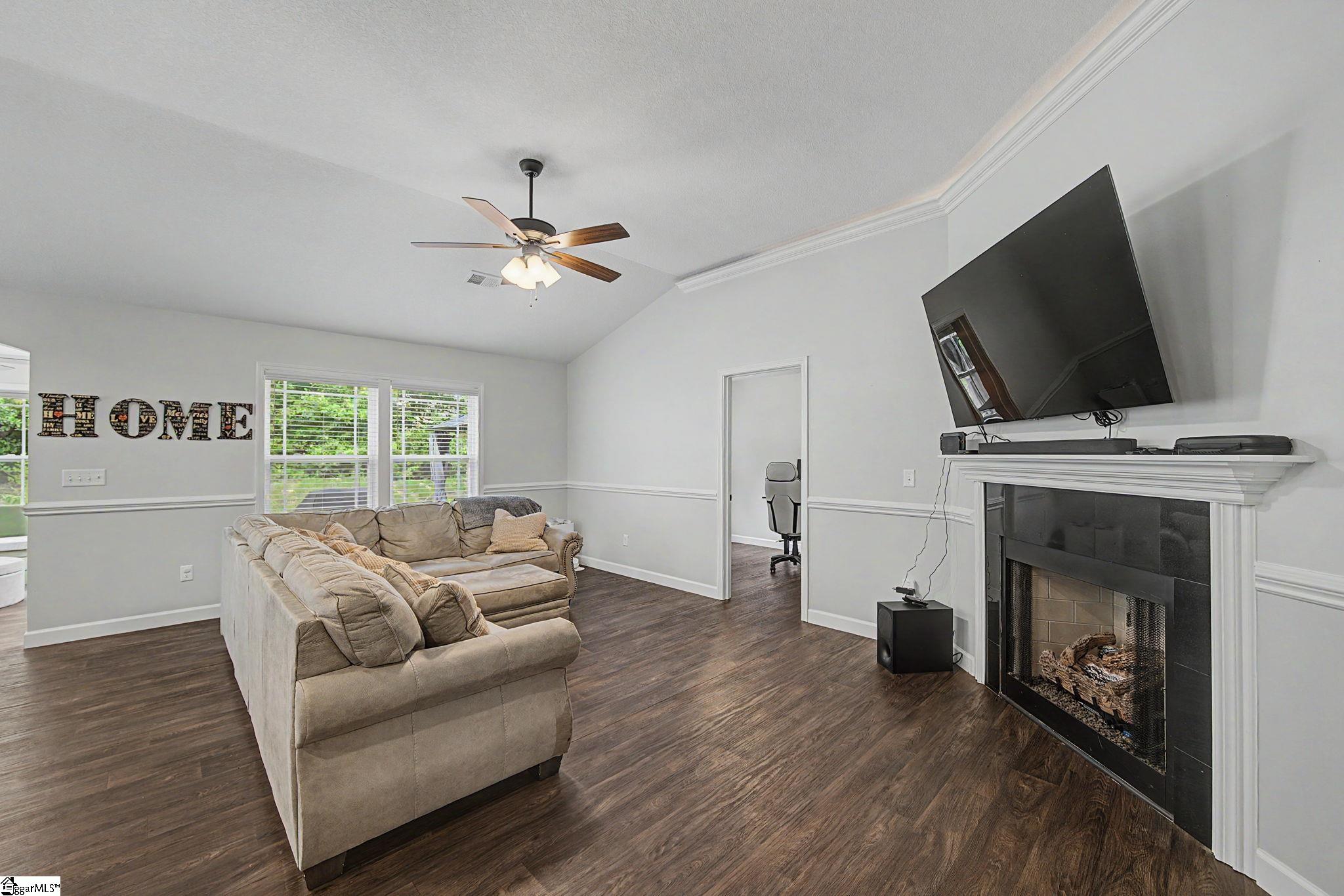 464 Timberwood Drive Woodruff, SC 29388