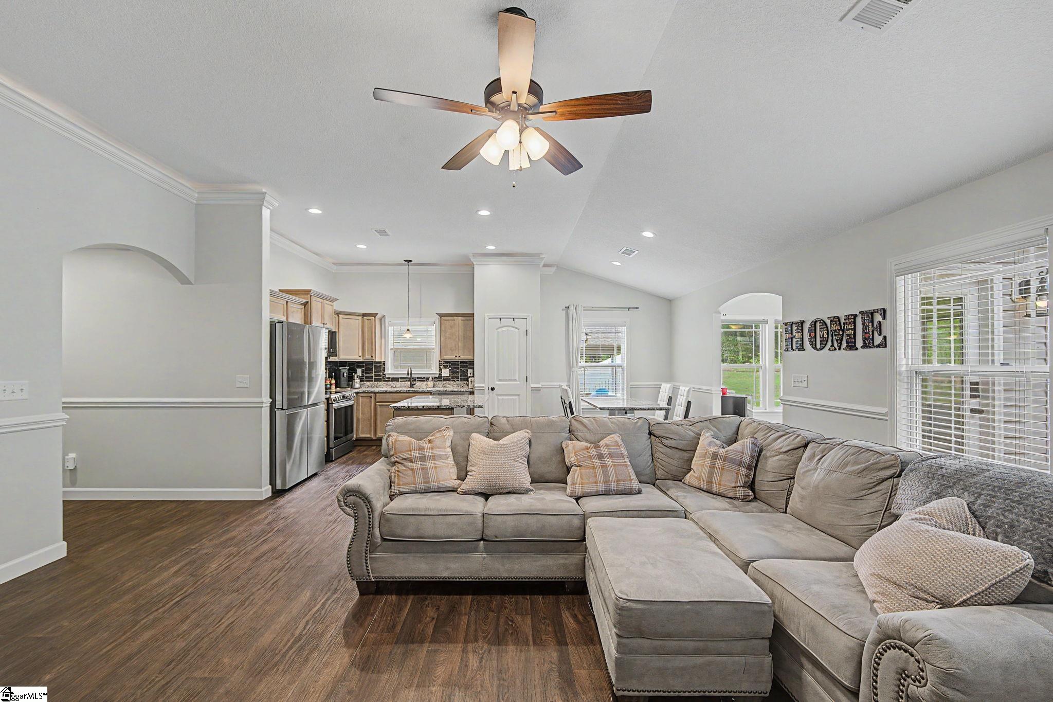 464 Timberwood Drive Woodruff, SC 29388