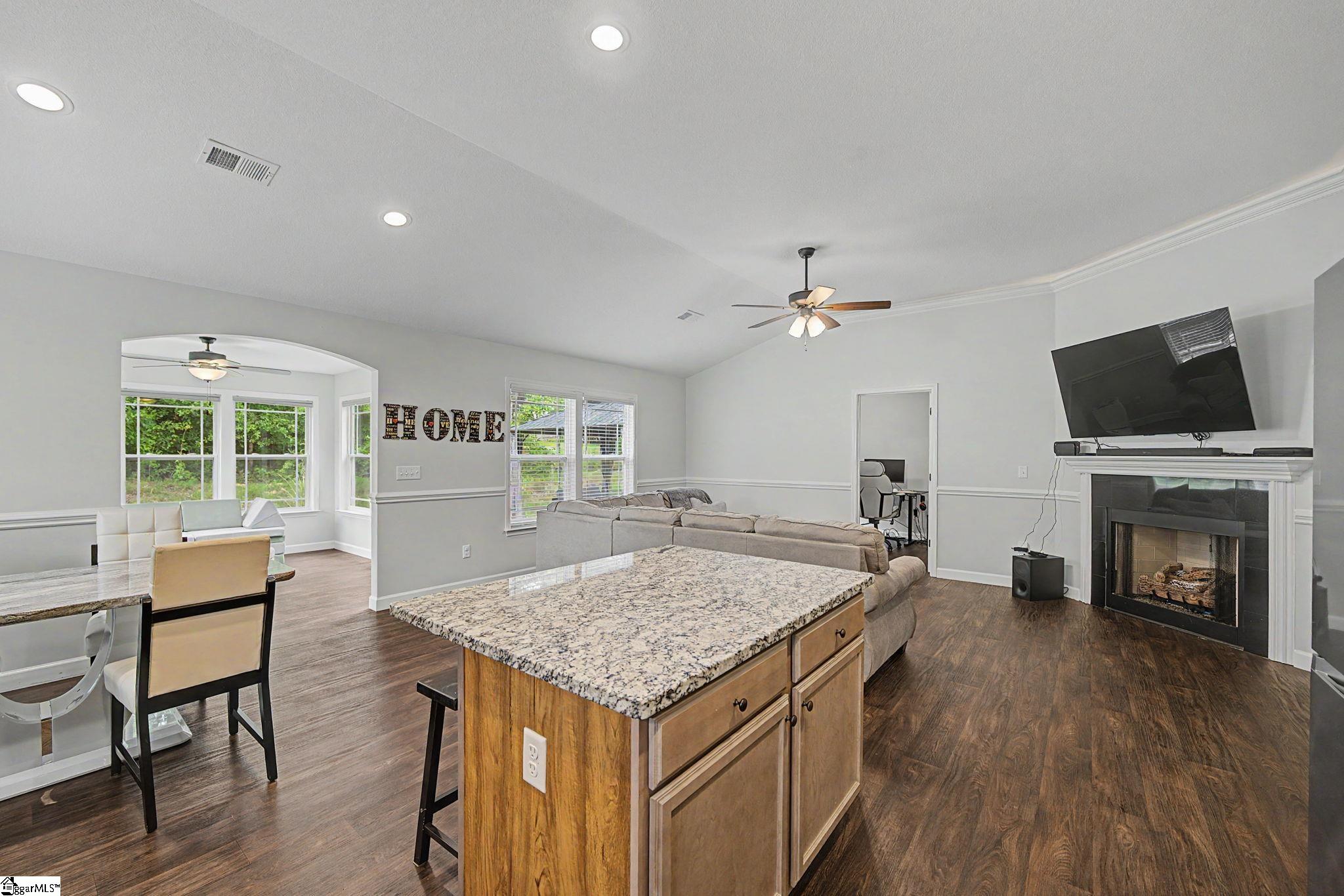 464 Timberwood Drive Woodruff, SC 29388