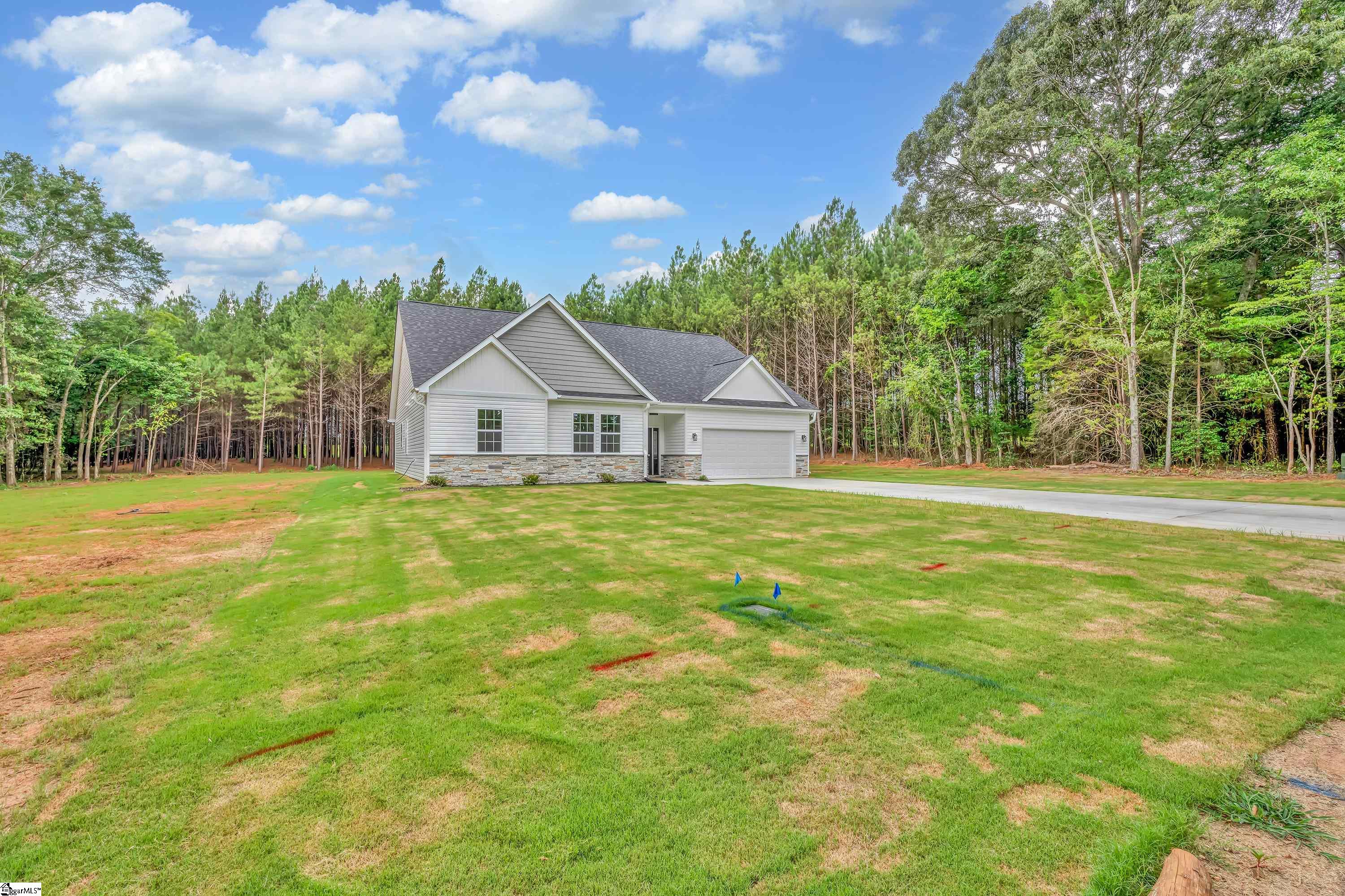 233 Reidville Road Williamston, SC 29697