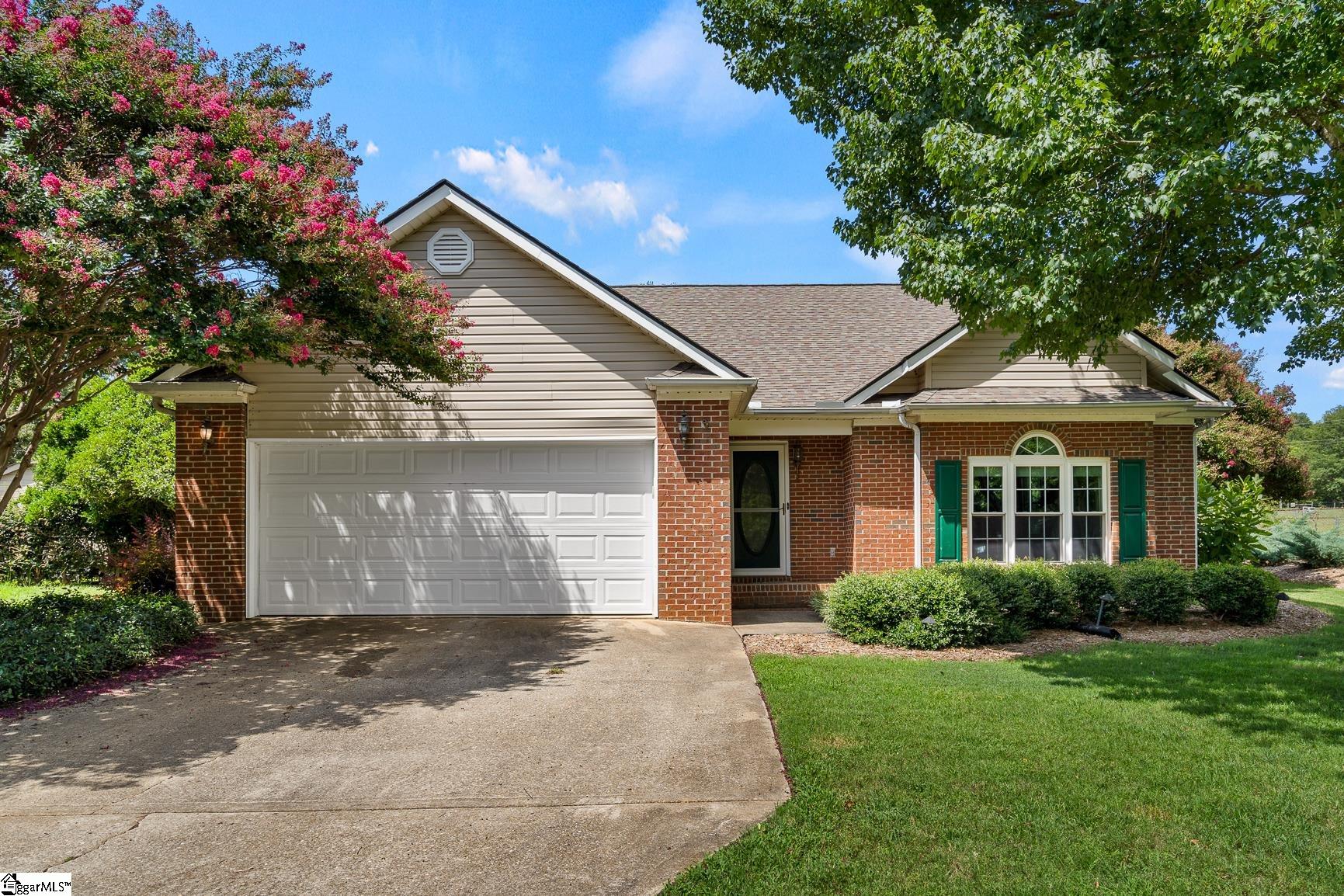 11 Cherry Cove Lane Taylors, SC 29650