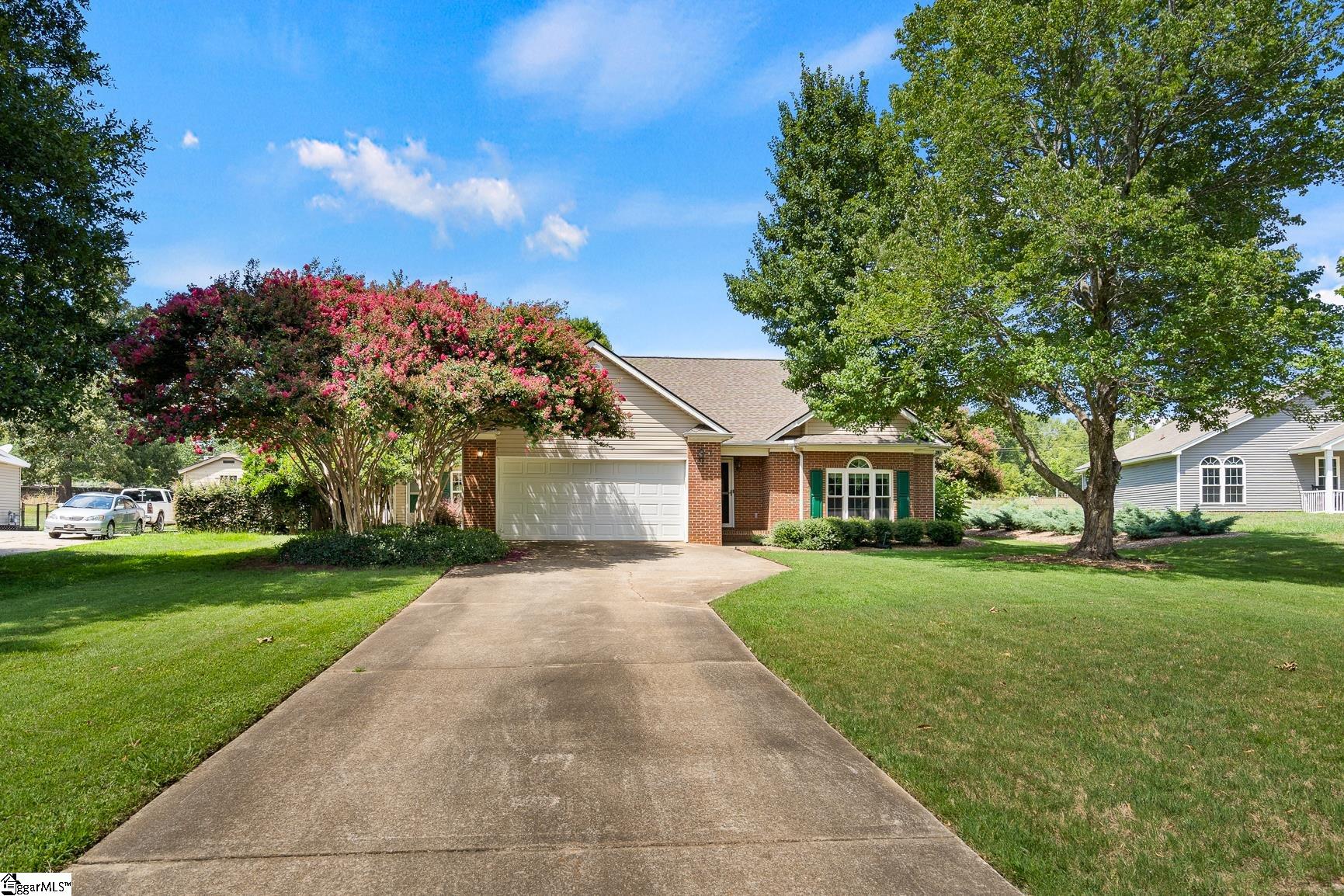 11 Cherry Cove Lane Taylors, SC 29650