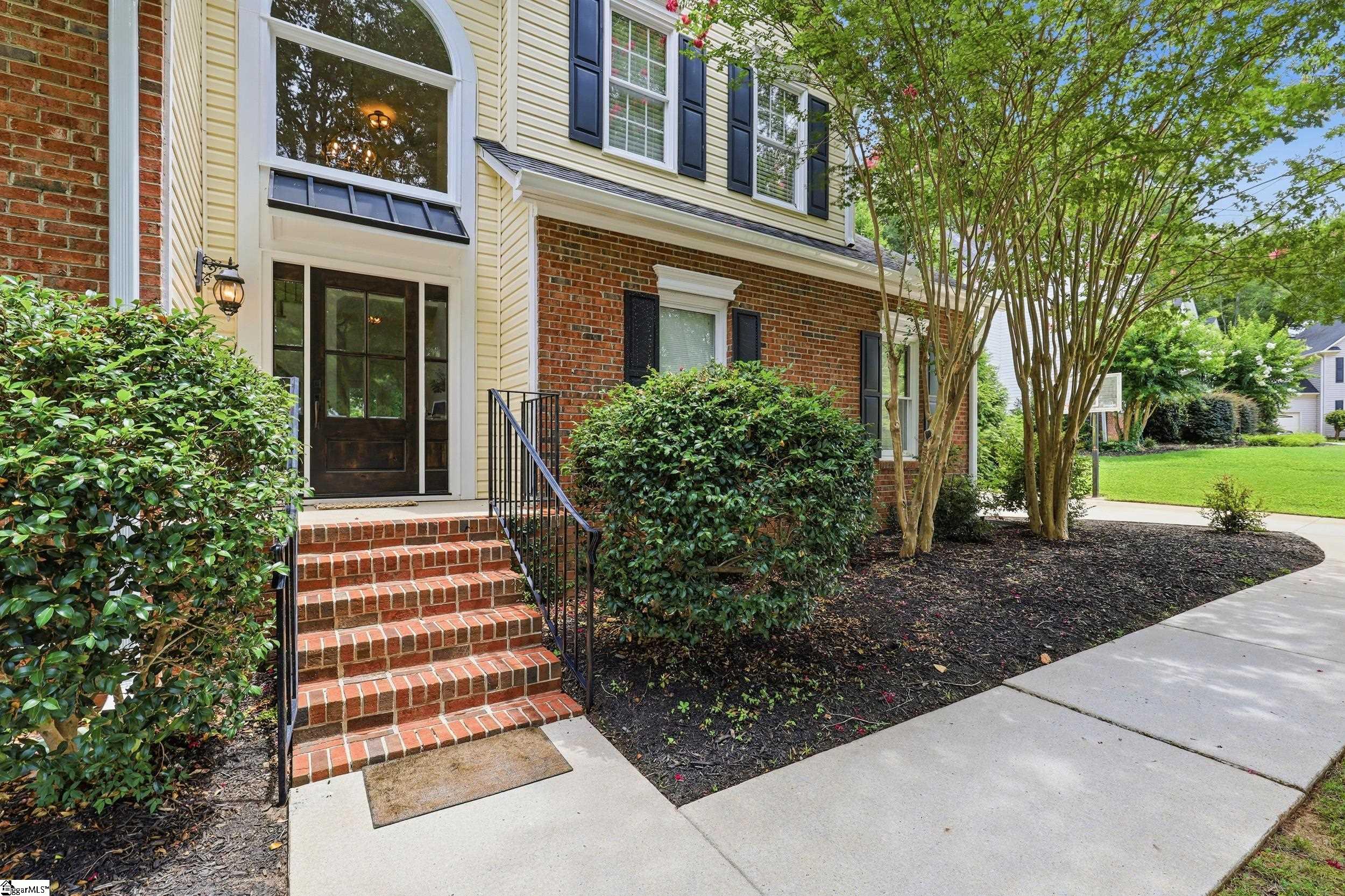 3 Huntsman Court Simpsonville, SC 29680
